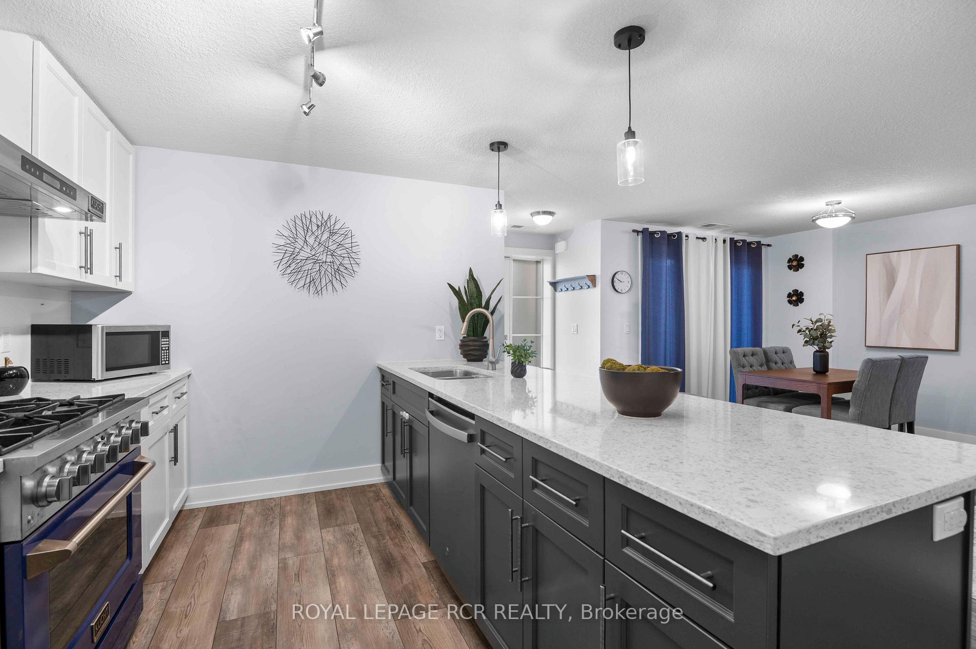 Photo 27 of Unit 102, 17 Centre Street, Orangeville — HOMEH