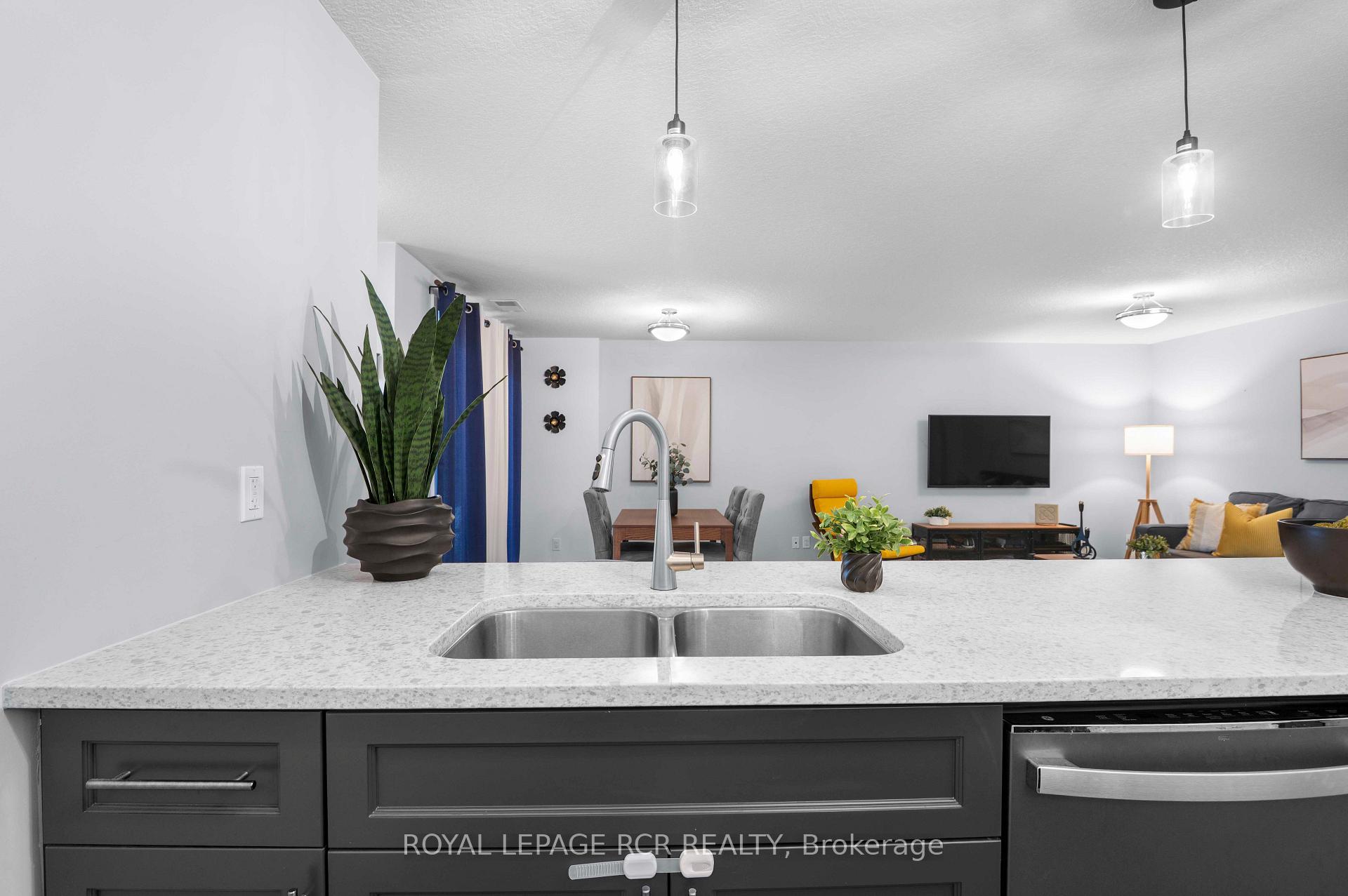 Photo 28 of Unit 102, 17 Centre Street, Orangeville — HOMEH