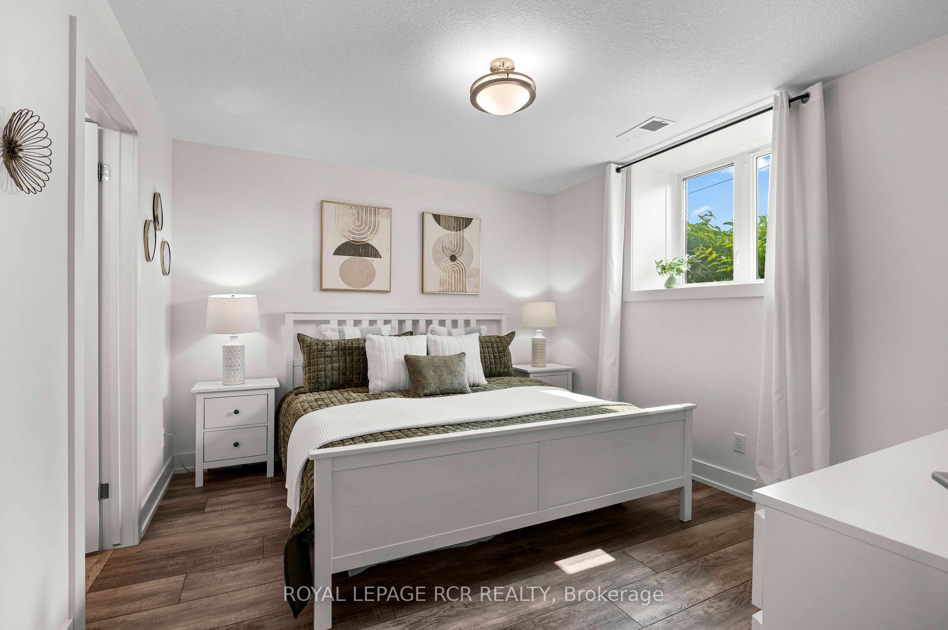 Photo 31 of Unit 102, 17 Centre Street, Orangeville — HOMEH