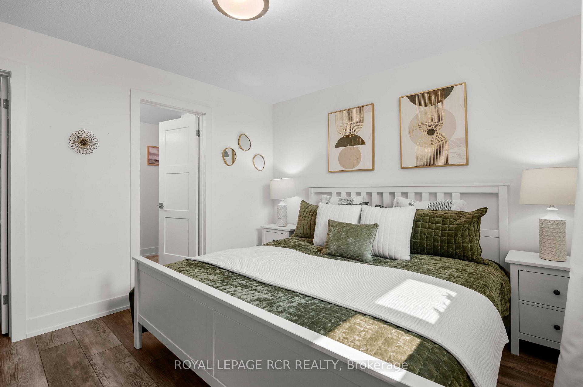 Photo 32 of Unit 102, 17 Centre Street, Orangeville — HOMEH