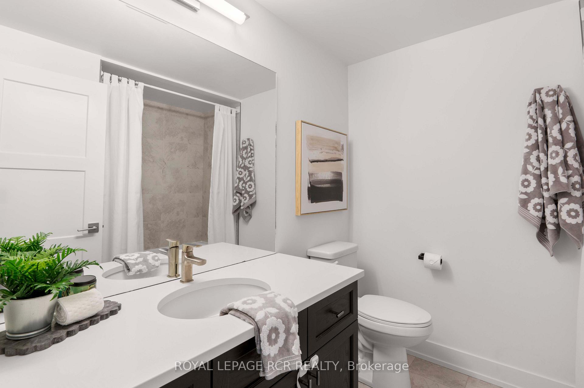 Photo 38 of Unit 102, 17 Centre Street, Orangeville — HOMEH