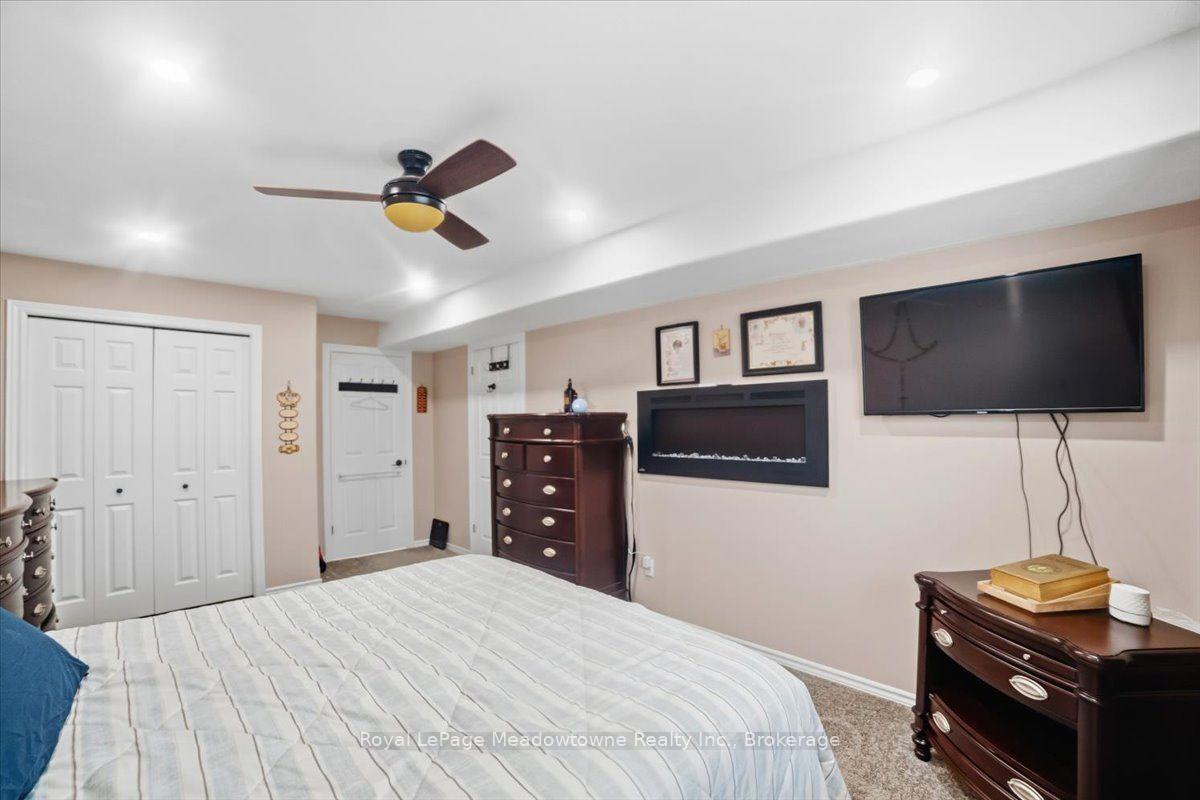 Photo 17 of 15 Sharpe Street, Brant, Paris — HOMEH