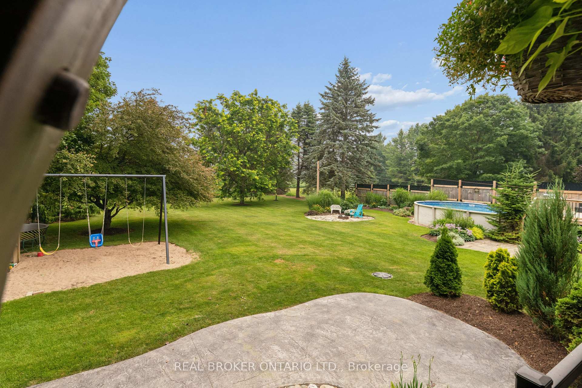 Photo 36 of 7323 Sideroad 15, Rr1 Road, Mapleton, Rural Mapleton — HOMEH