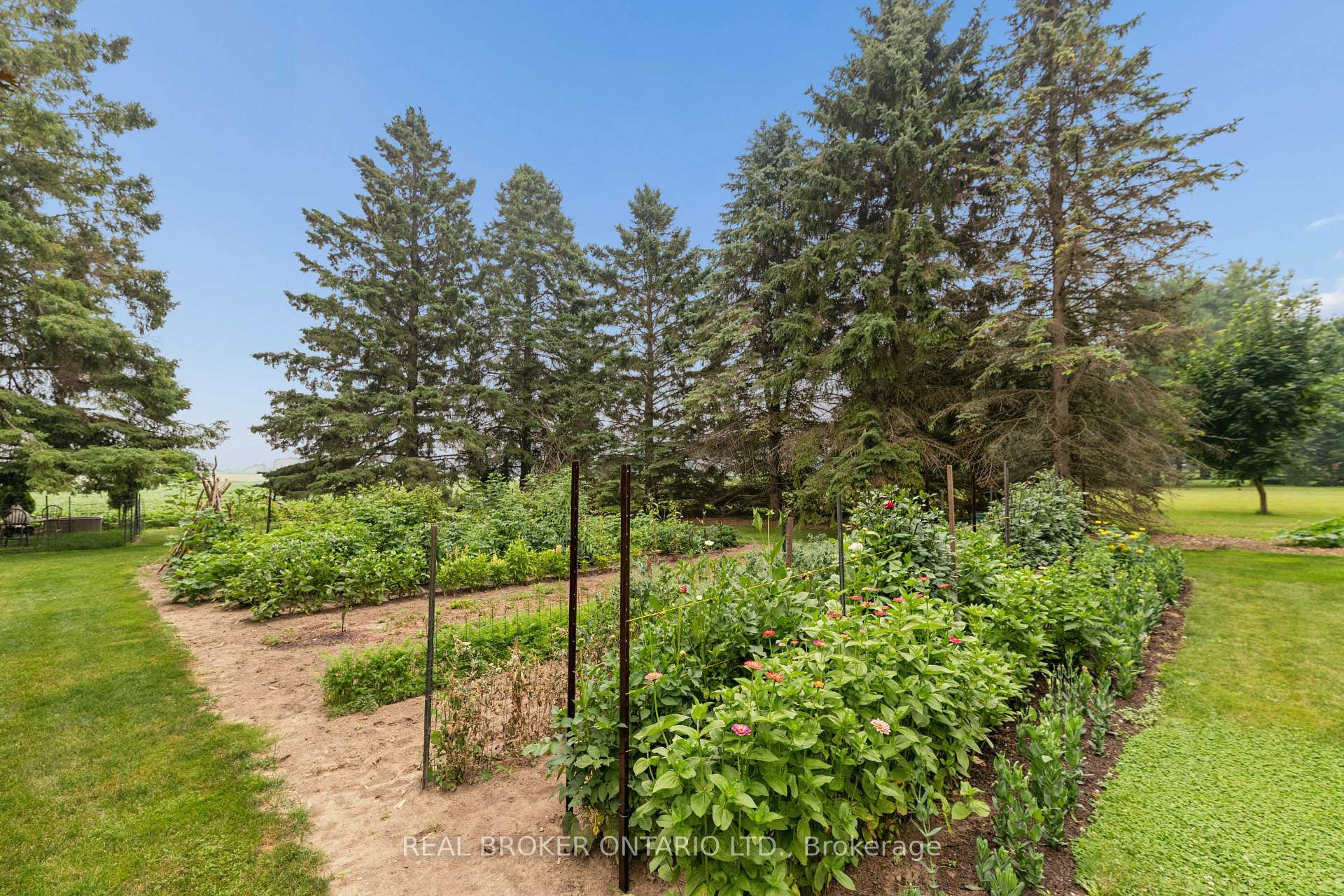 Photo 44 of 7323 Sideroad 15, Rr1 Road, Mapleton, Rural Mapleton — HOMEH
