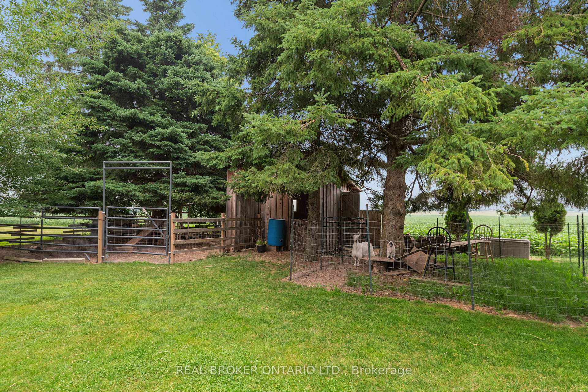 Photo 45 of 7323 Sideroad 15, Rr1 Road, Mapleton, Rural Mapleton — HOMEH