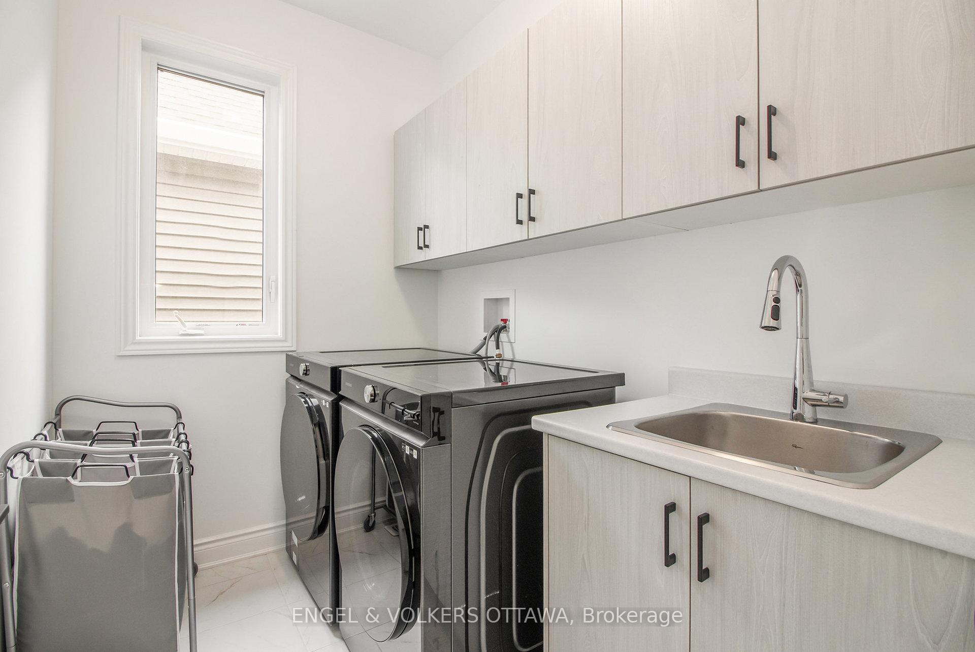 Photo 12 of 1031 Curraglass Walk, Ottawa, Stittsville (North) — HOMEH