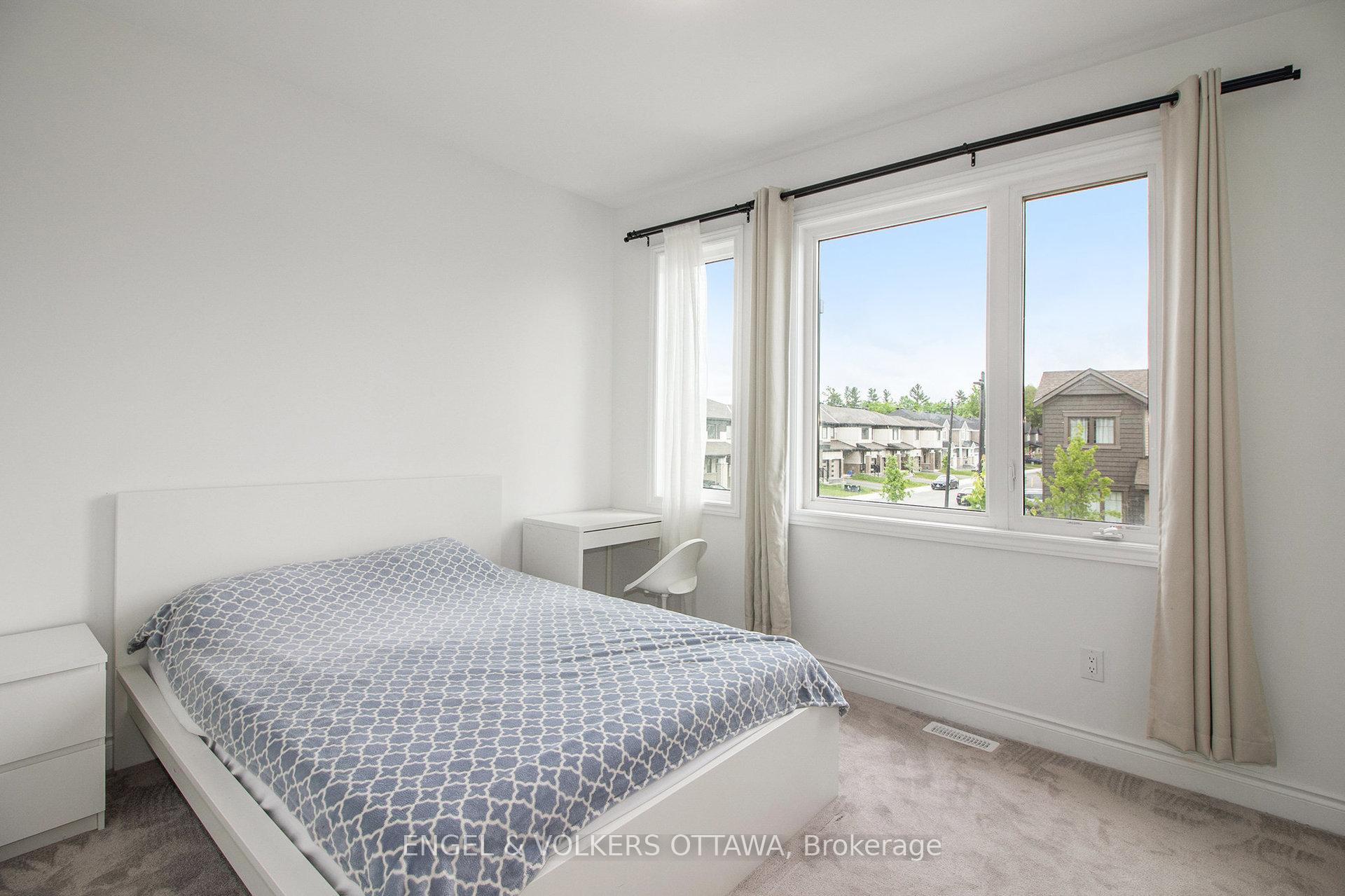 Photo 16 of 1031 Curraglass Walk, Ottawa, Stittsville (North) — HOMEH
