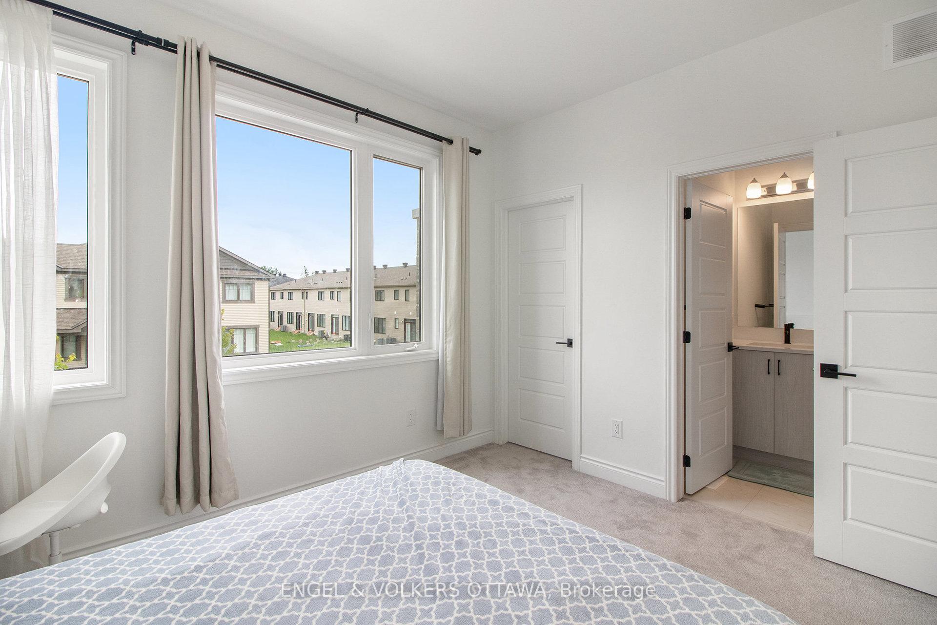 Photo 17 of 1031 Curraglass Walk, Ottawa, Stittsville (North) — HOMEH