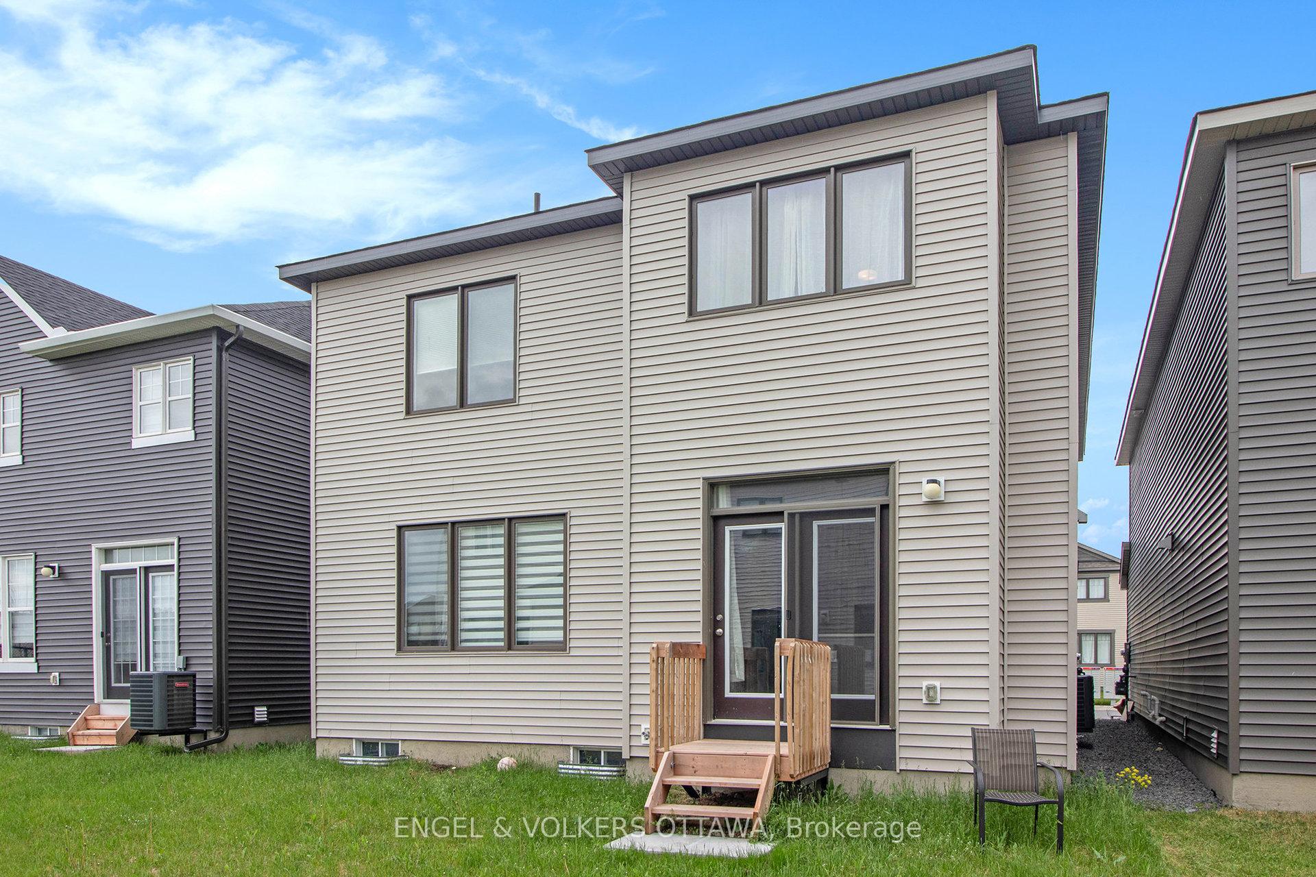 Photo 23 of 1031 Curraglass Walk, Ottawa, Stittsville (North) — HOMEH