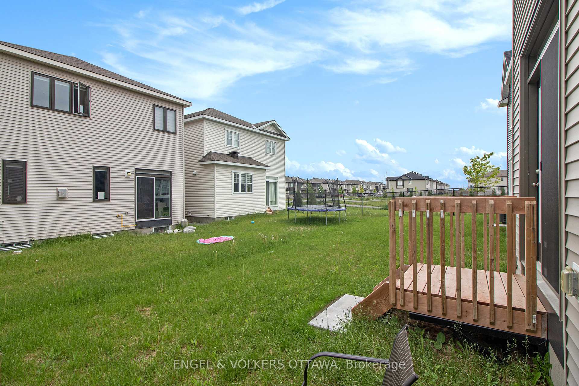 Photo 24 of 1031 Curraglass Walk, Ottawa, Stittsville (North) — HOMEH