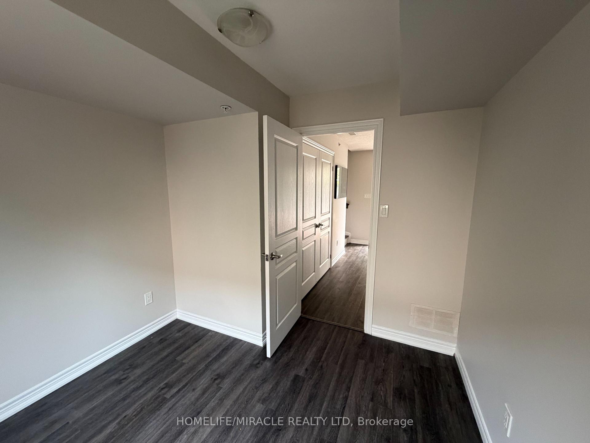 Photo 9 of Unit 7, 50 Scarlett Common, St. Catharines, Secord Woods — HOMEH
