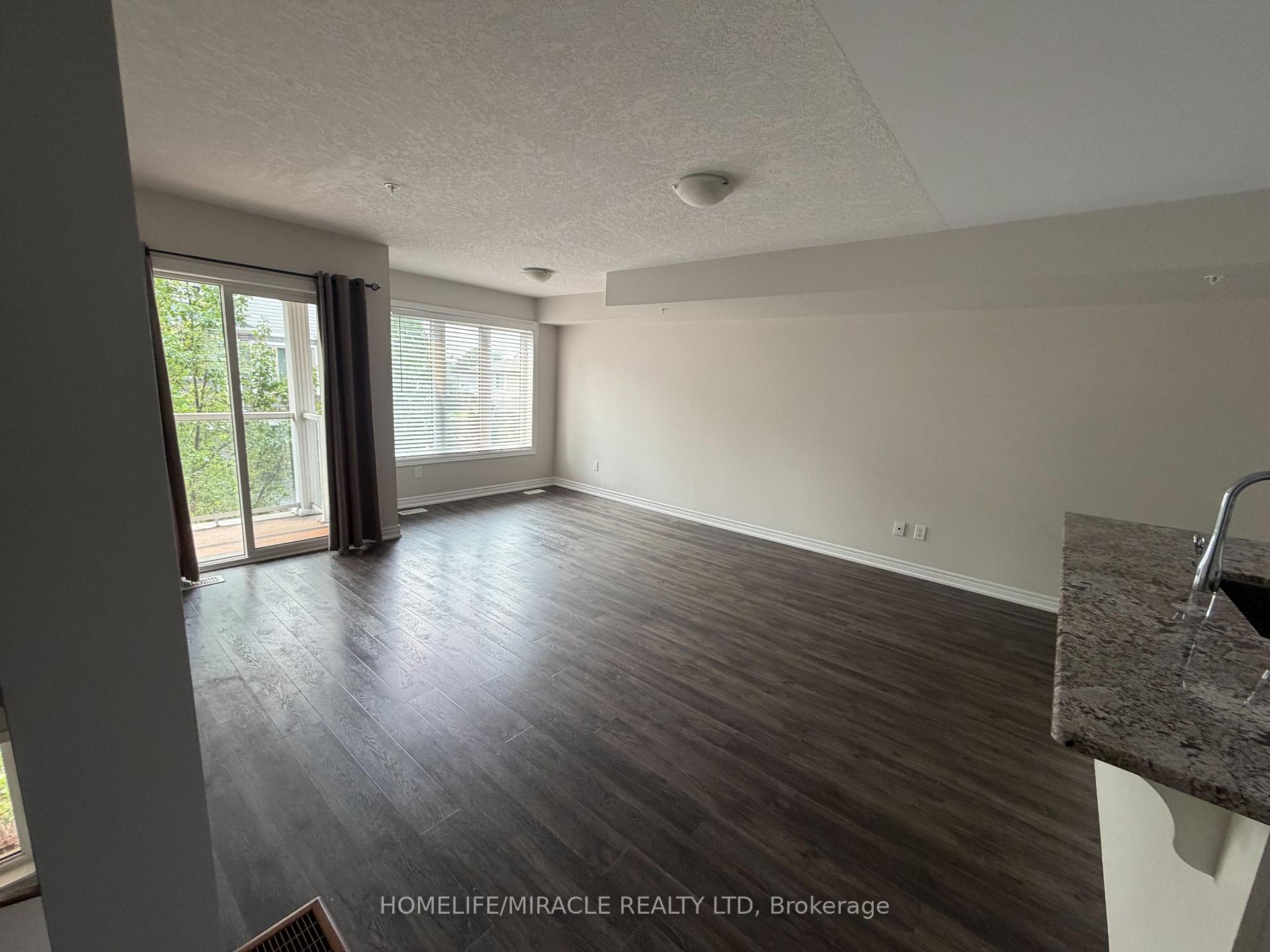 Photo 14 of Unit 7, 50 Scarlett Common, St. Catharines, Secord Woods — HOMEH