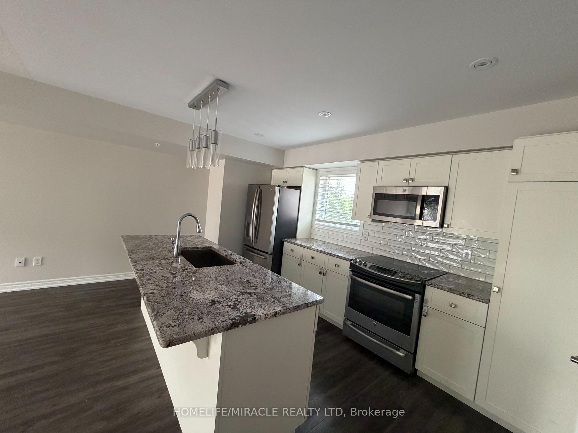 Photo 15 of Unit 7, 50 Scarlett Common, St. Catharines, Secord Woods — HOMEH
