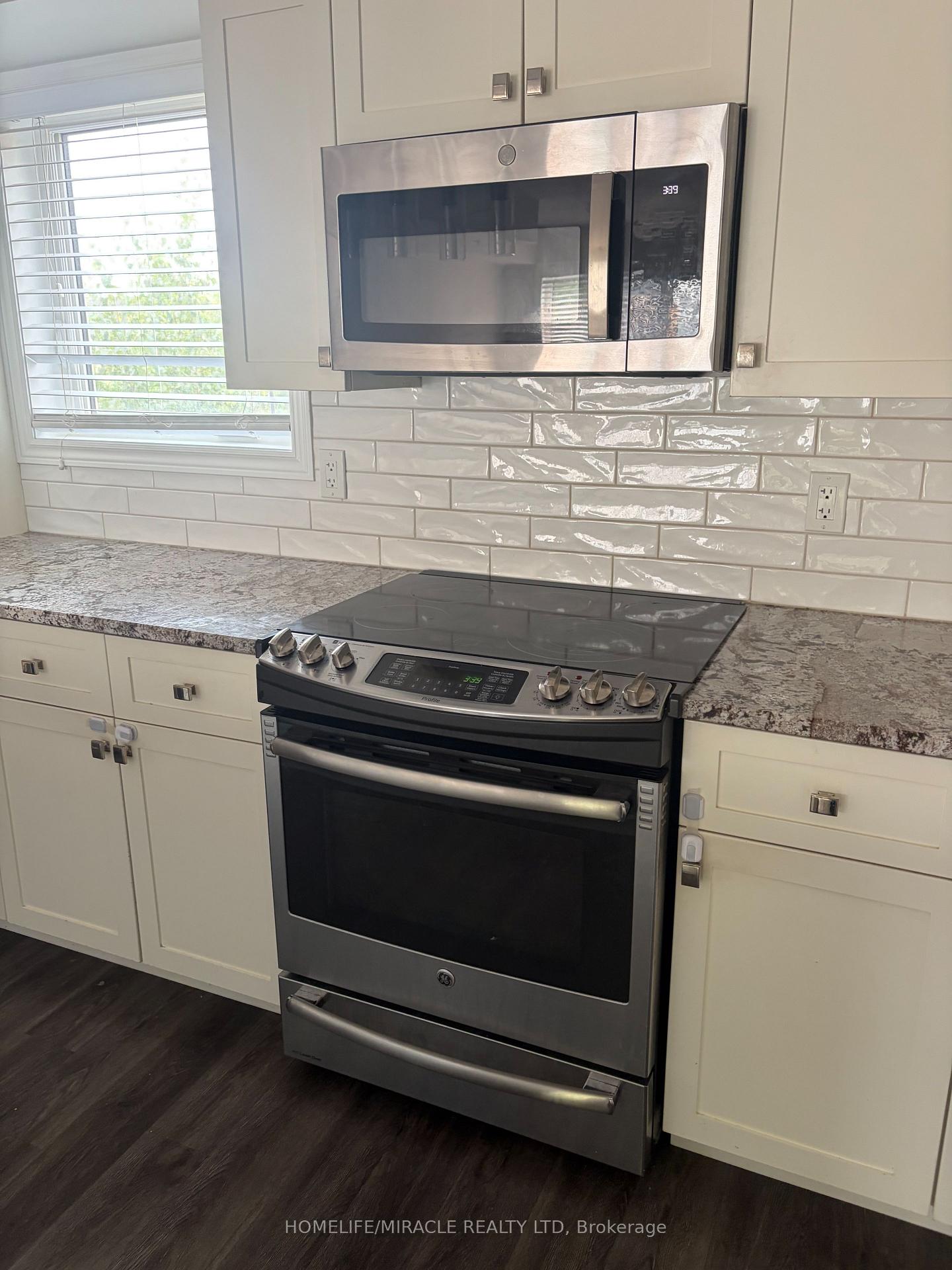 Photo 17 of Unit 7, 50 Scarlett Common, St. Catharines, Secord Woods — HOMEH