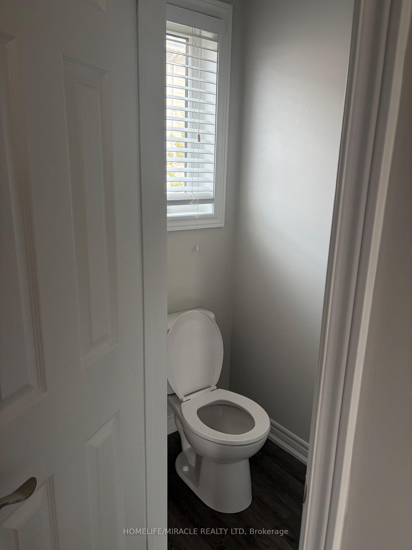 Photo 24 of Unit 7, 50 Scarlett Common, St. Catharines, Secord Woods — HOMEH