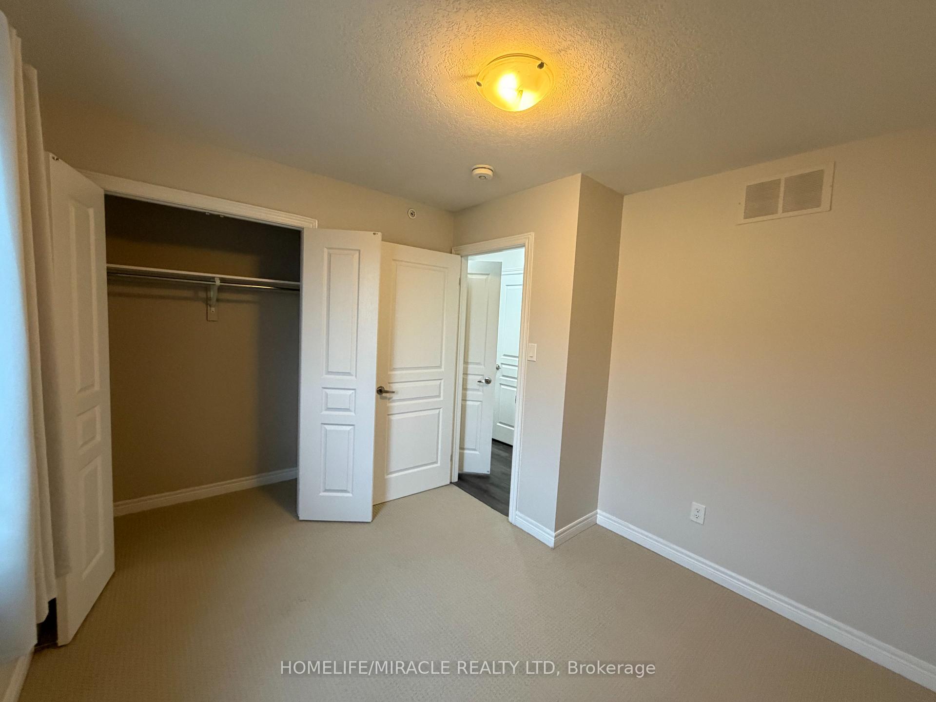 Photo 38 of Unit 7, 50 Scarlett Common, St. Catharines, Secord Woods — HOMEH