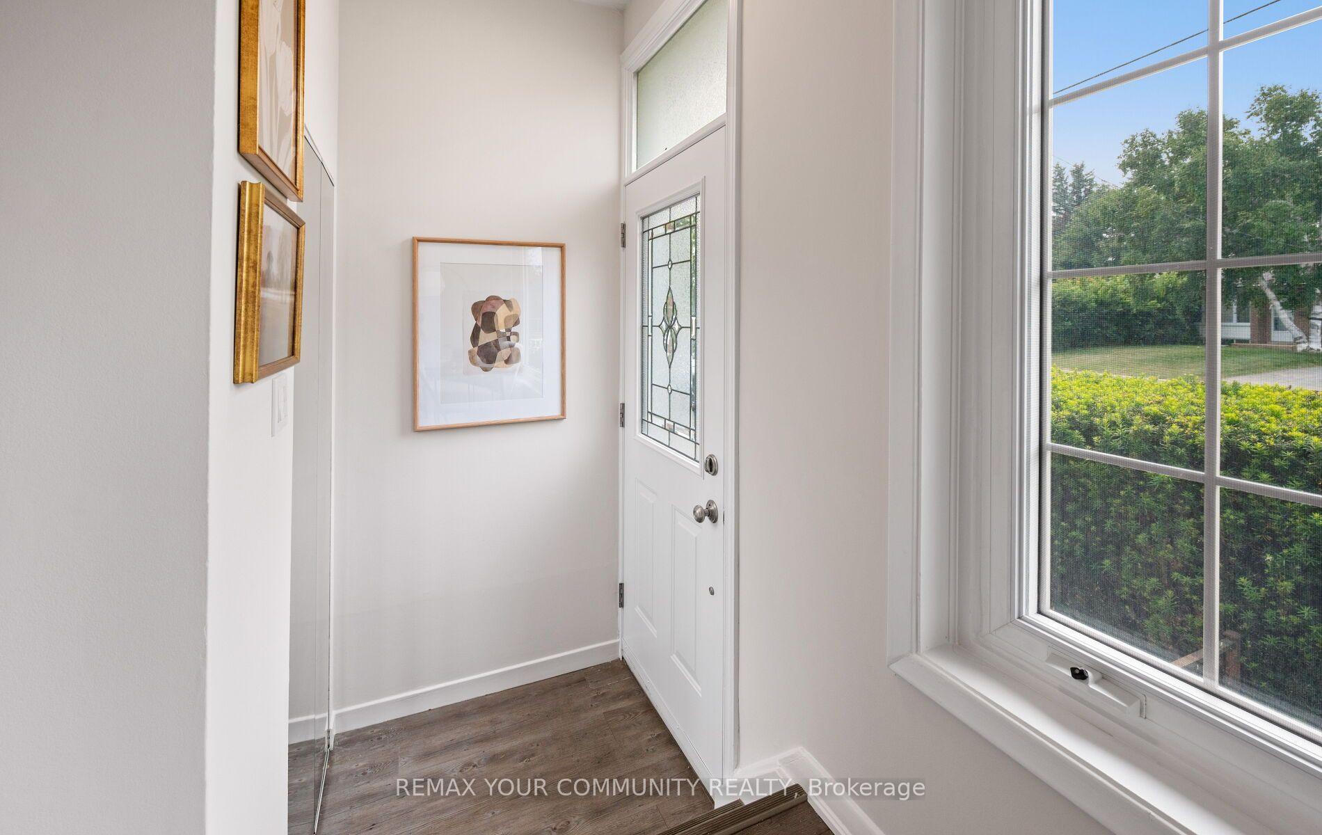 Photo 5 of 23 Richardson Drive, Aurora, Aurora Highlands — HOMEH