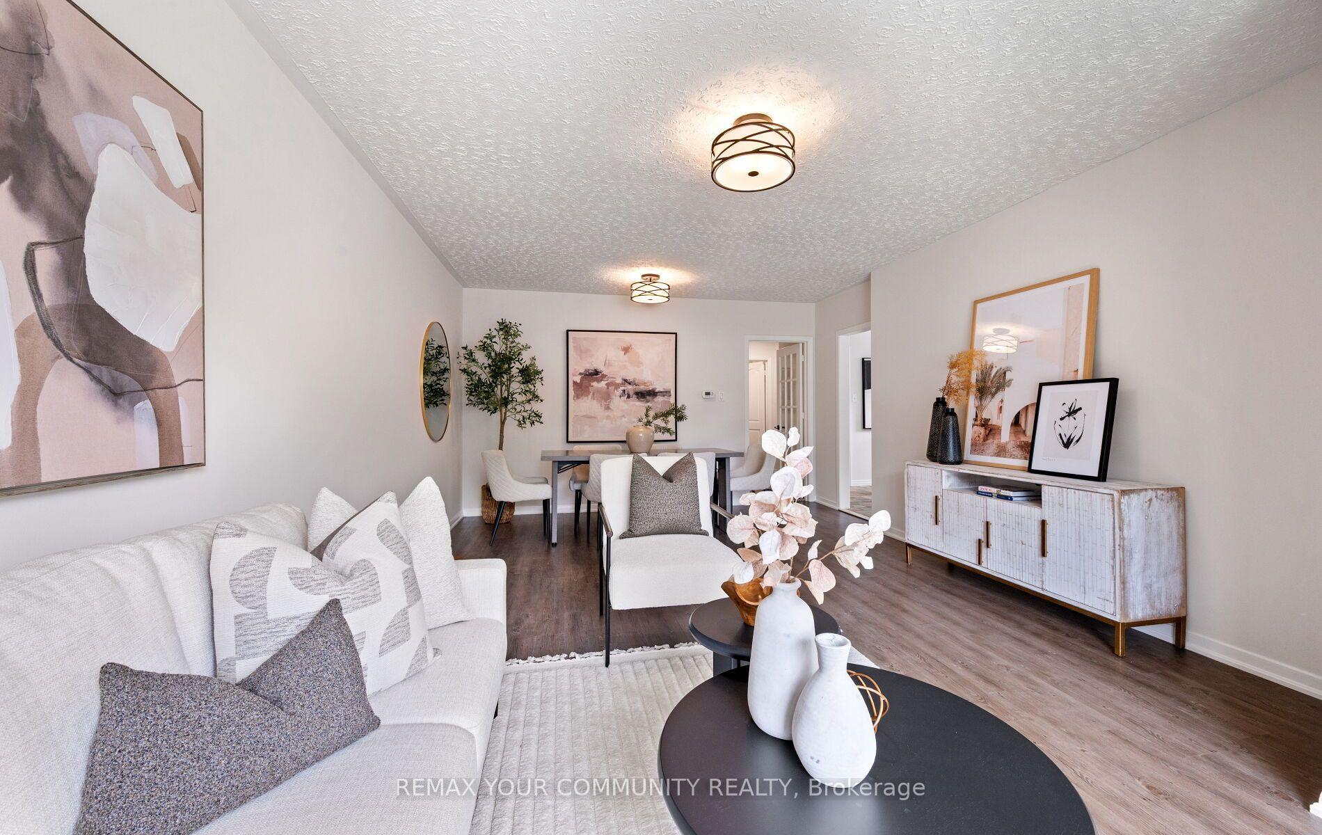 Photo 7 of 23 Richardson Drive, Aurora, Aurora Highlands — HOMEH