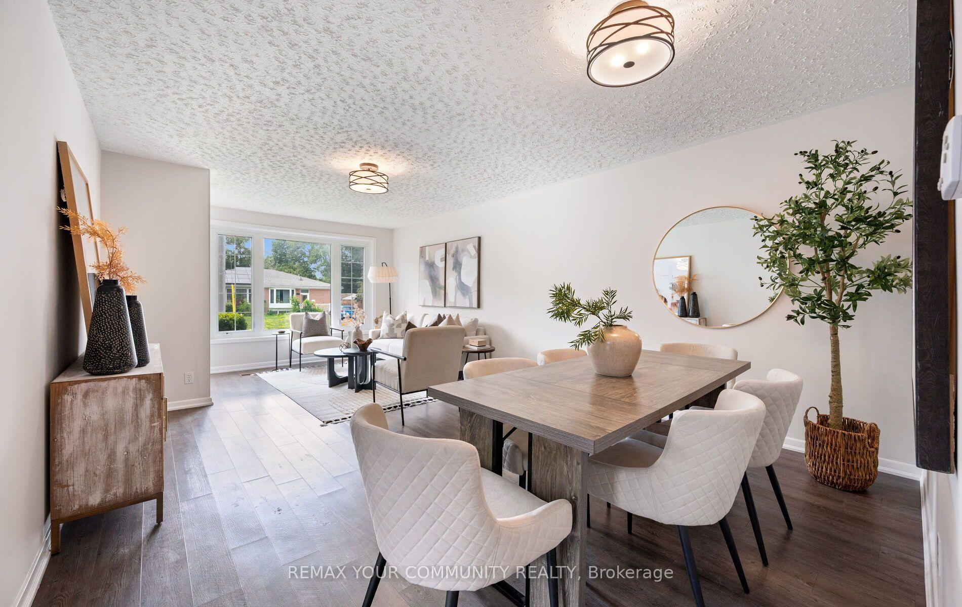 Photo 10 of 23 Richardson Drive, Aurora, Aurora Highlands — HOMEH