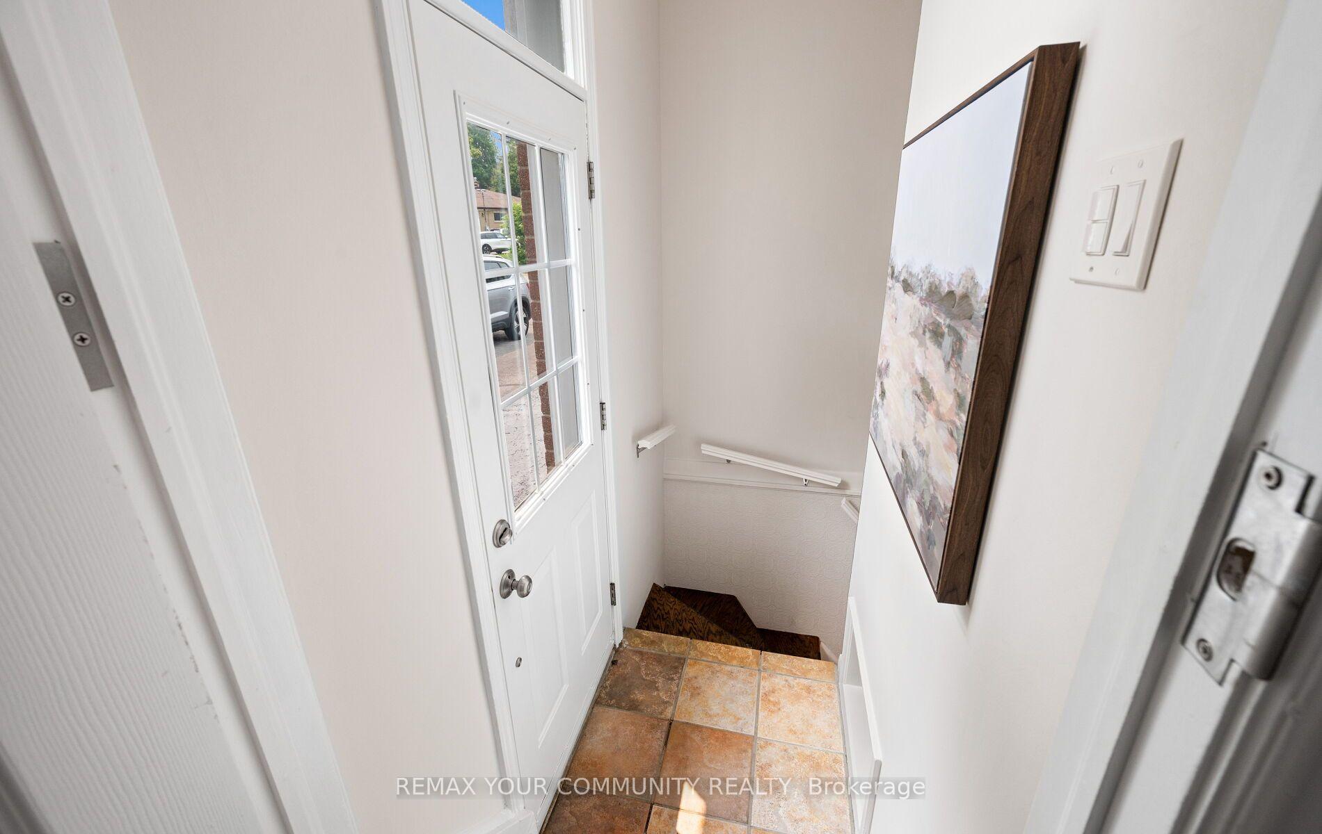 Photo 22 of 23 Richardson Drive, Aurora, Aurora Highlands — HOMEH