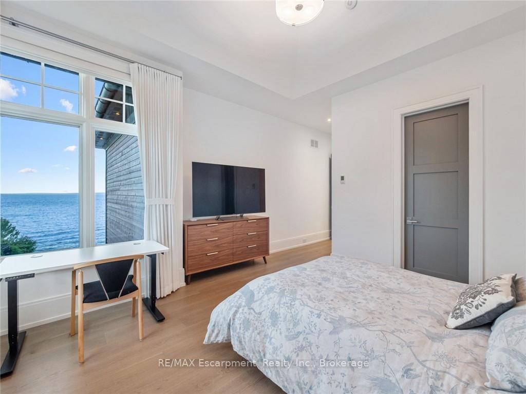 Photo 33 of 140 Secord Lane, Burlington, Shoreacres — HOMEH