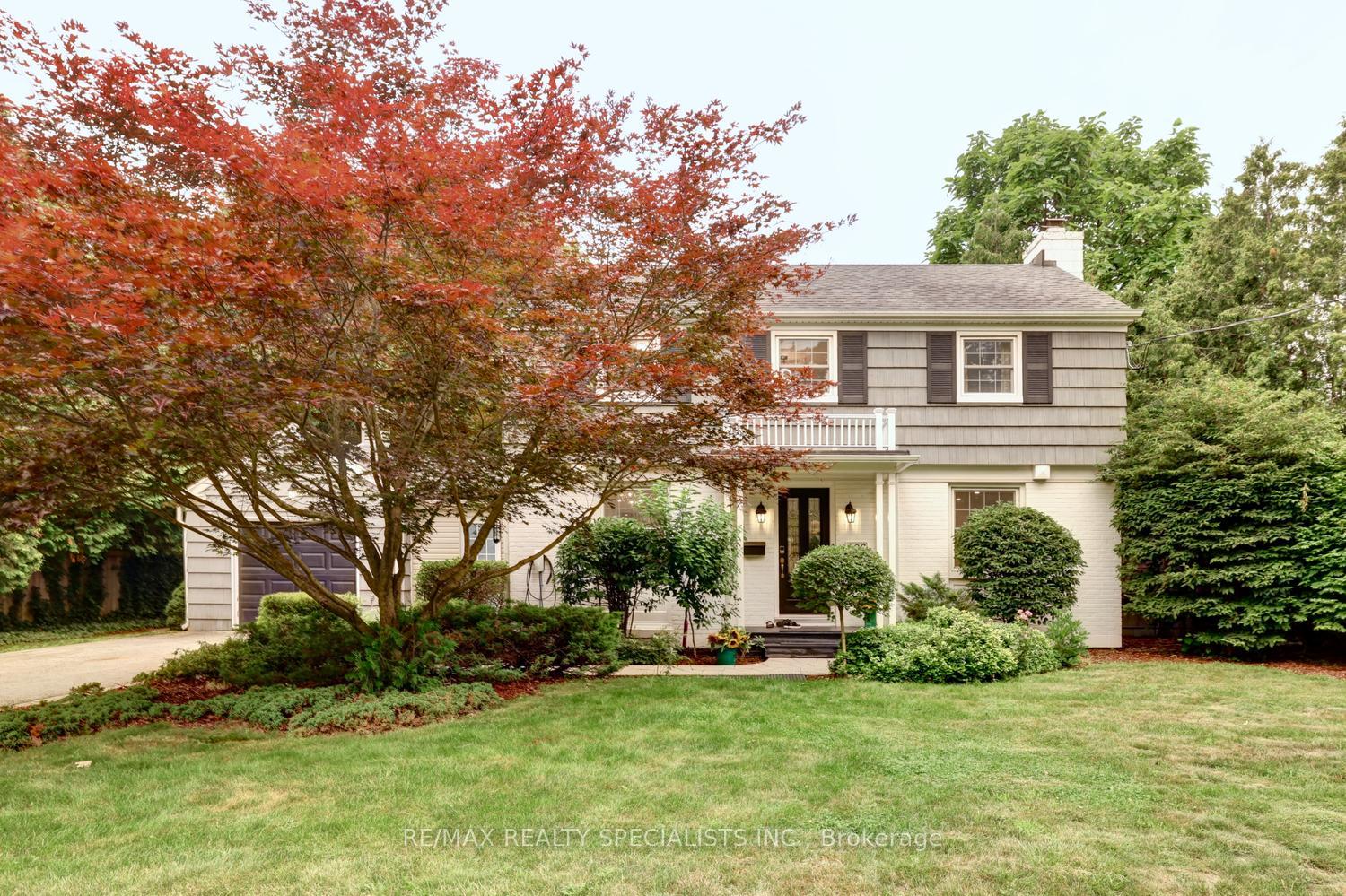 Photo 5 of 406 Christina Drive, Oakville, Southwest — HOMEH