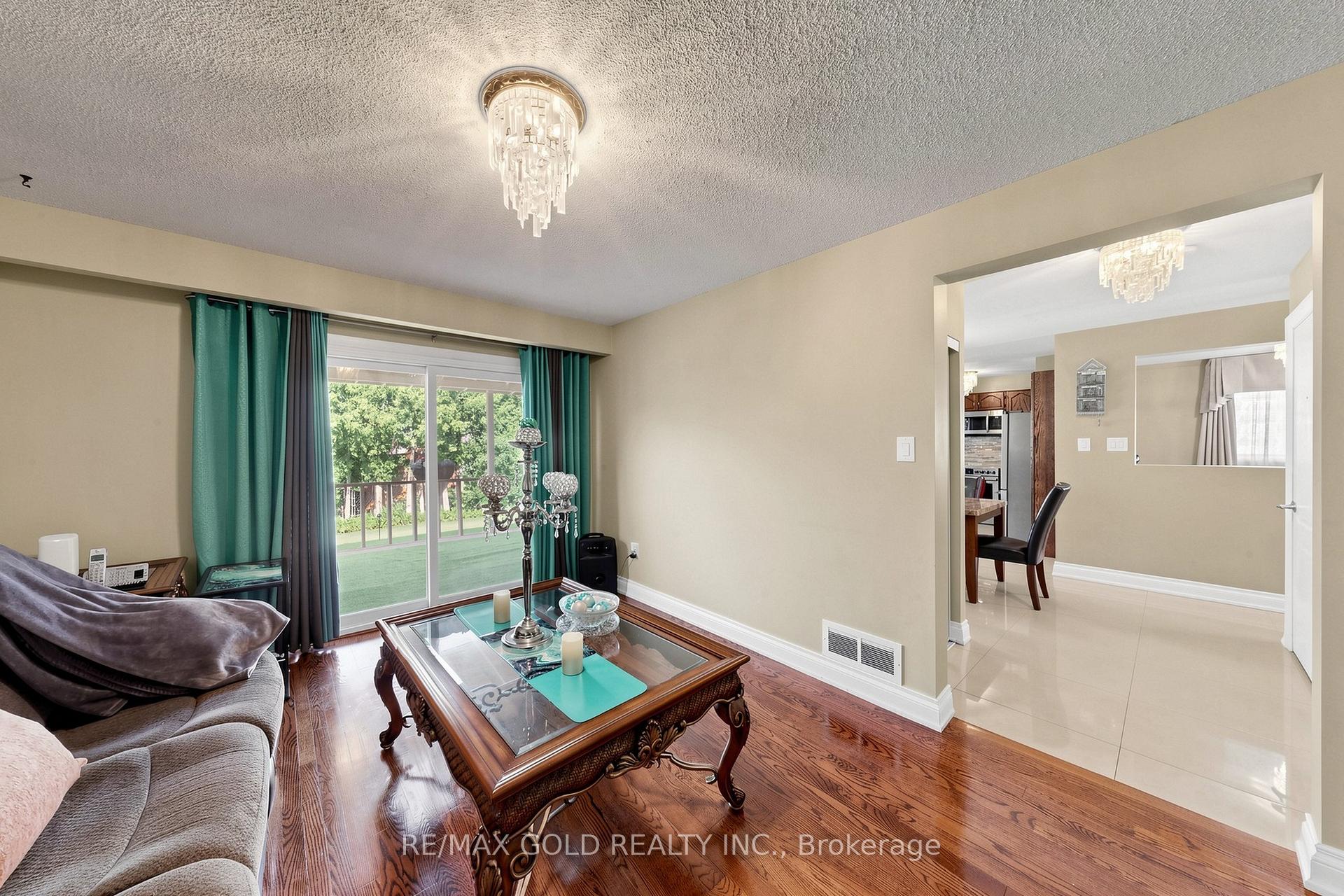 Photo 18 of 76 Charters Road, Brampton, Madoc — HOMEH