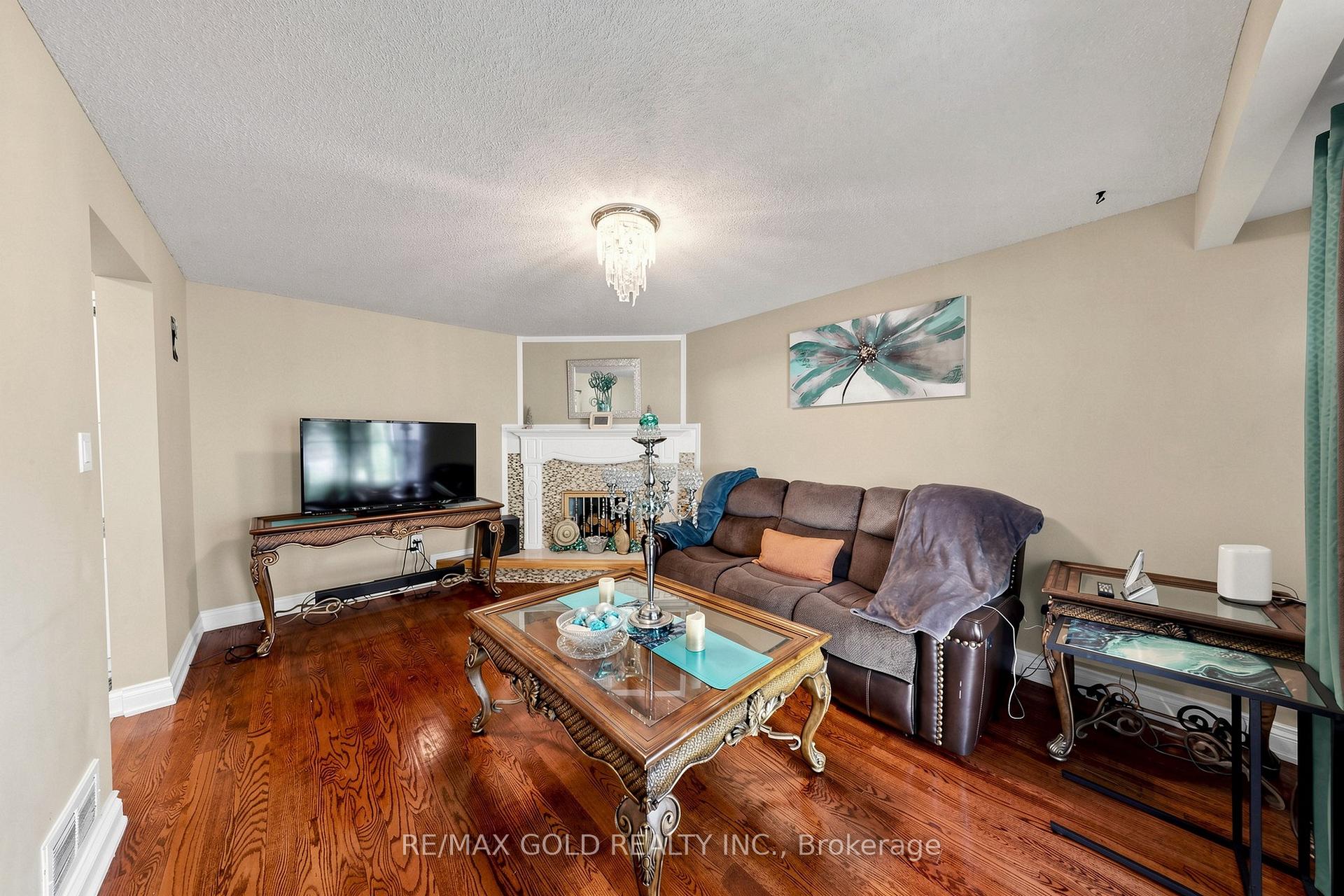 Photo 19 of 76 Charters Road, Brampton, Madoc — HOMEH
