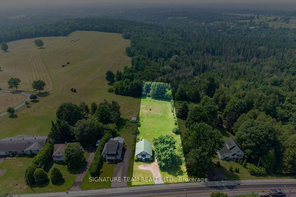 Photo 2 of 227 Bonnechere Street E, Bonnechere Valley, Eganville/Bonnechere Twp — HOMEH