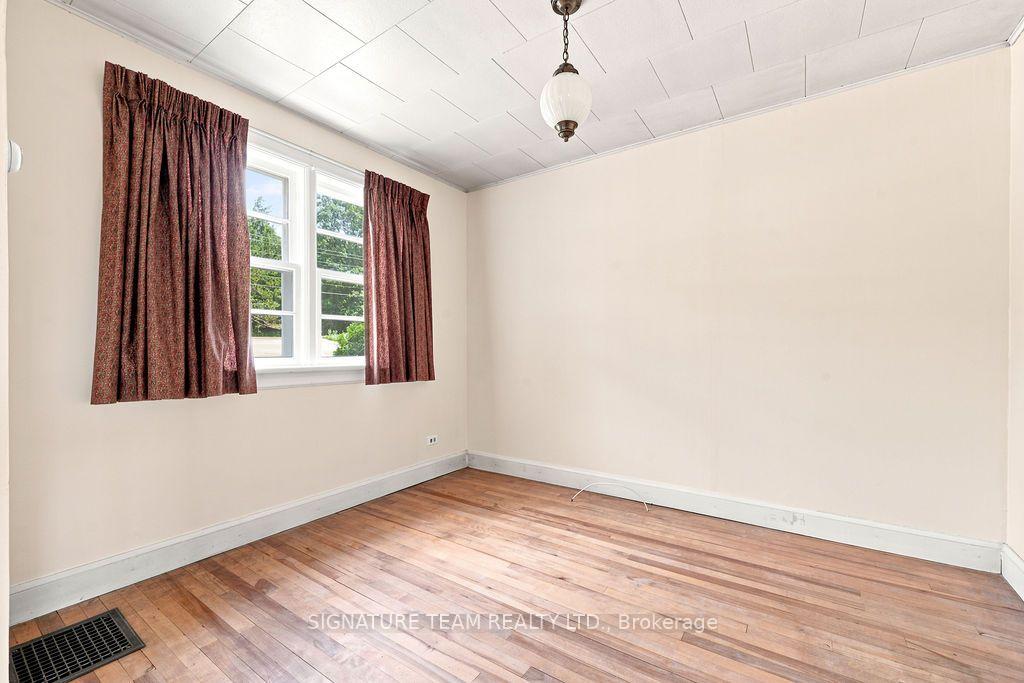 Photo 11 of 227 Bonnechere Street E, Bonnechere Valley, Eganville/Bonnechere Twp — HOMEH