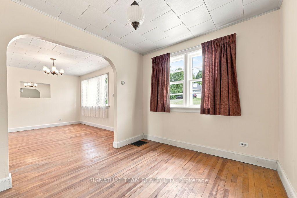Photo 12 of 227 Bonnechere Street E, Bonnechere Valley, Eganville/Bonnechere Twp — HOMEH