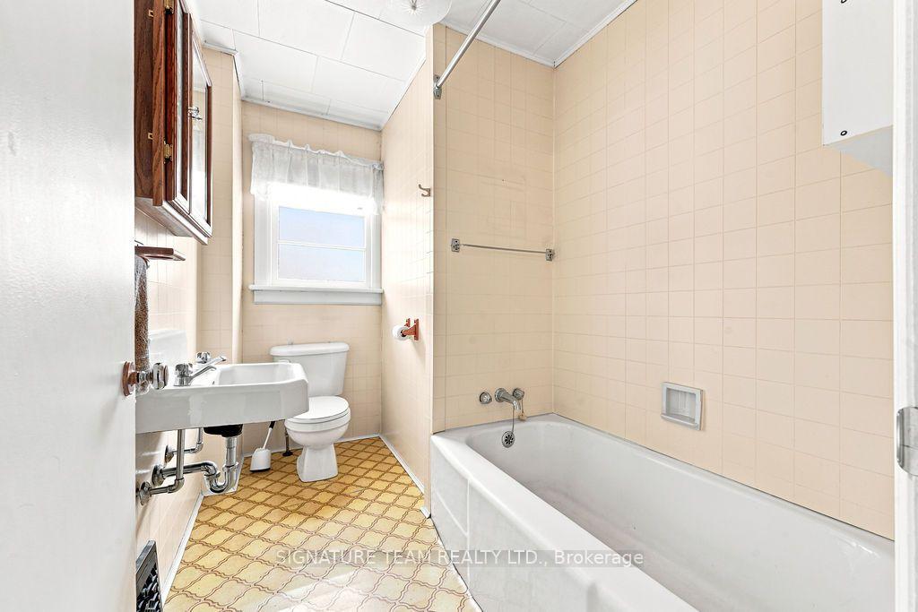 Photo 16 of 227 Bonnechere Street E, Bonnechere Valley, Eganville/Bonnechere Twp — HOMEH