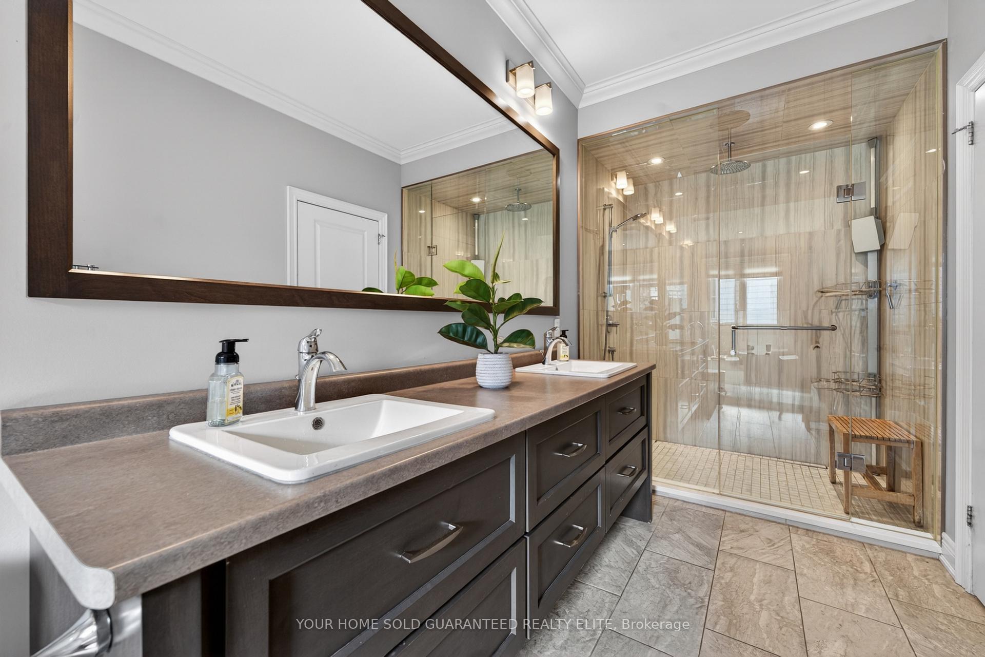 Photo 15 of 116 Livingston Avenue, Grimsby, Grimsby West — HOMEH