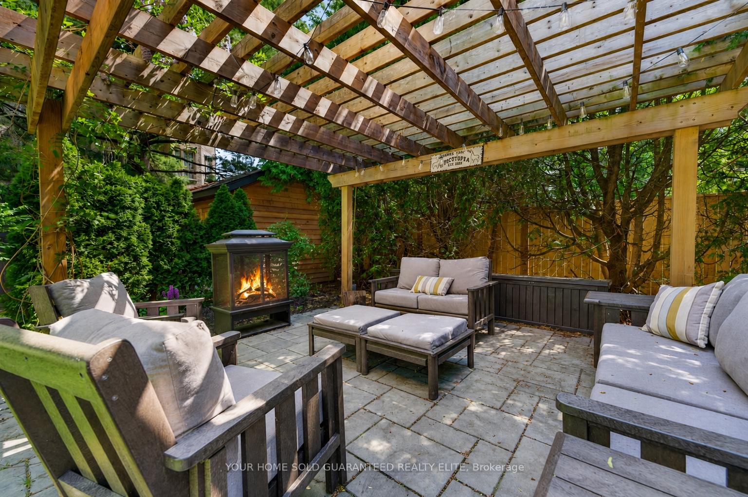 Photo 38 of 116 Livingston Avenue, Grimsby, Grimsby West — HOMEH