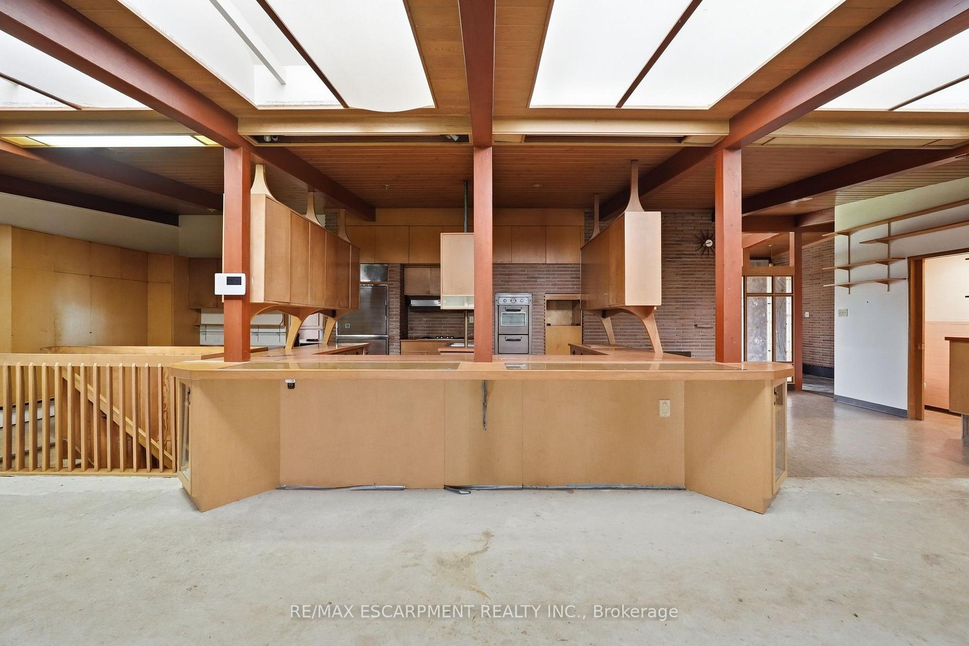 Photo 13 of 264 Mountain Brow Boulevard, Hamilton, Sherwood — HOMEH