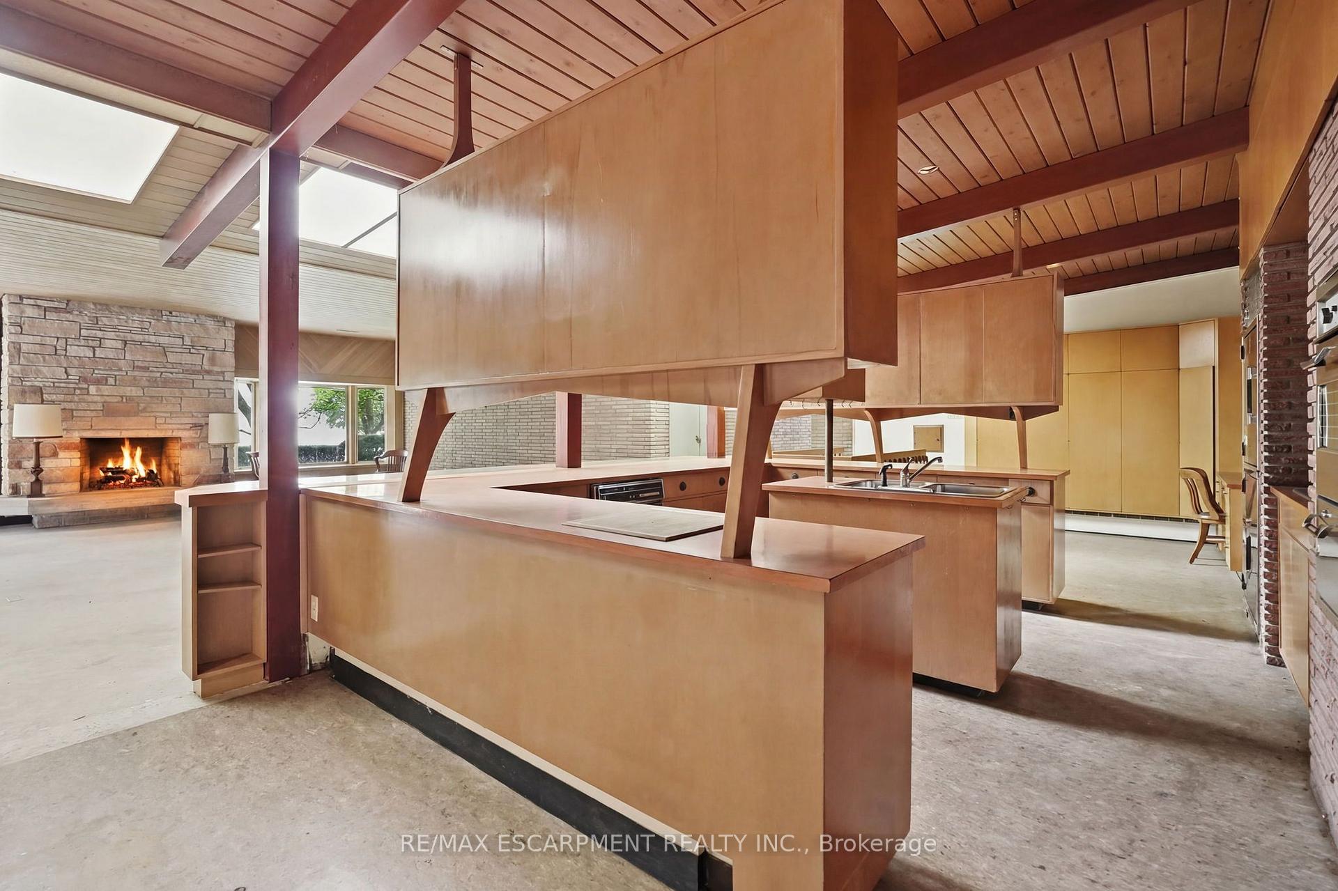 Photo 14 of 264 Mountain Brow Boulevard, Hamilton, Sherwood — HOMEH