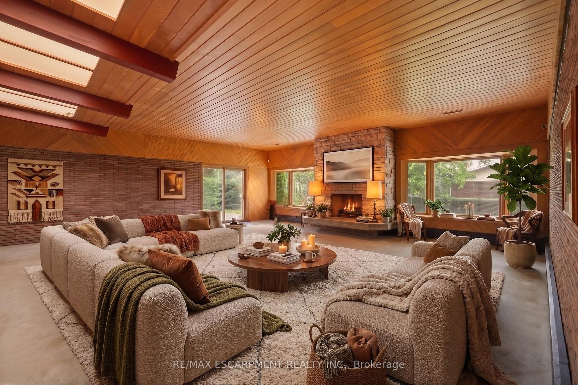 Photo 17 of 264 Mountain Brow Boulevard, Hamilton, Sherwood — HOMEH