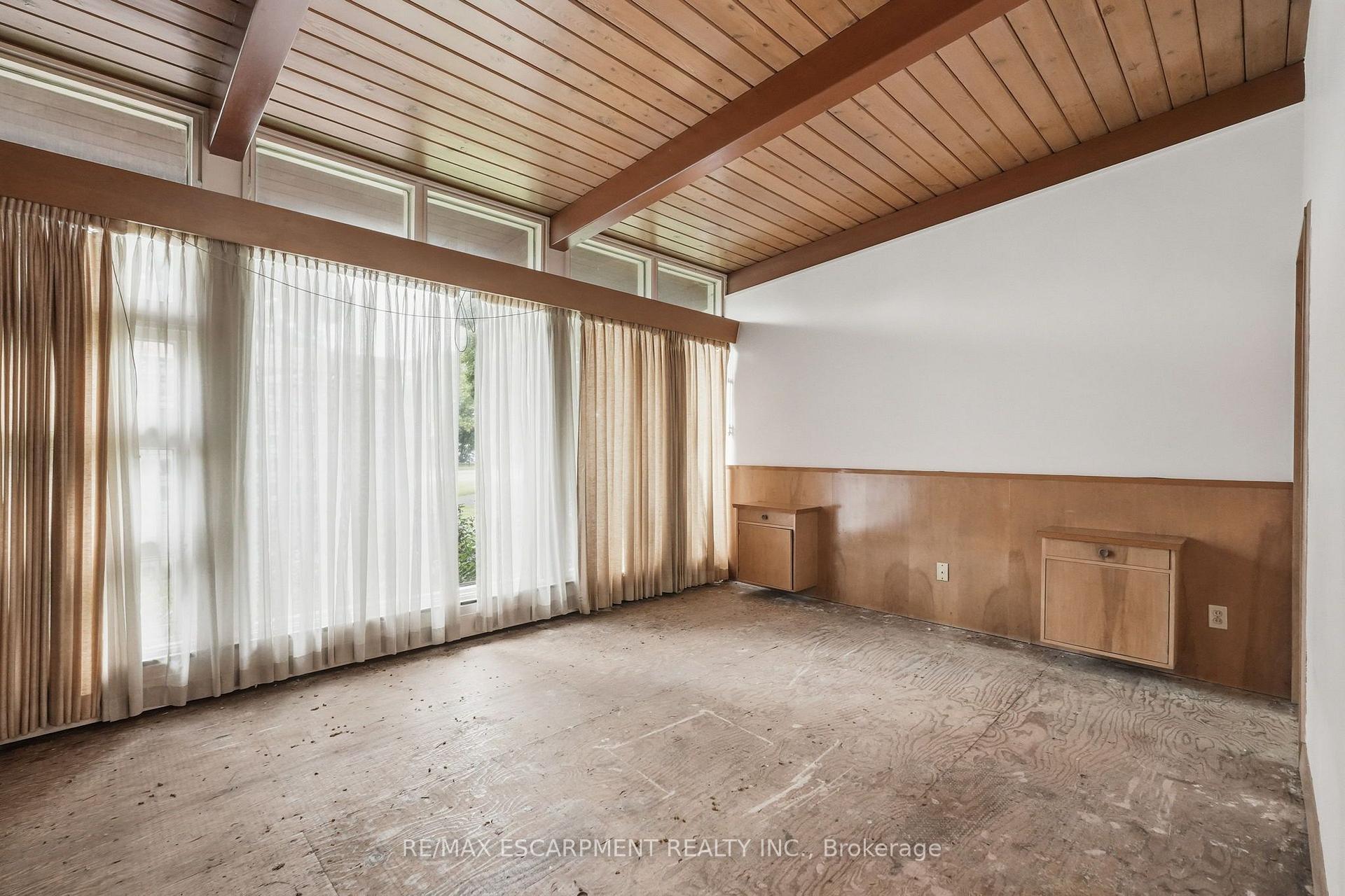 Photo 24 of 264 Mountain Brow Boulevard, Hamilton, Sherwood — HOMEH