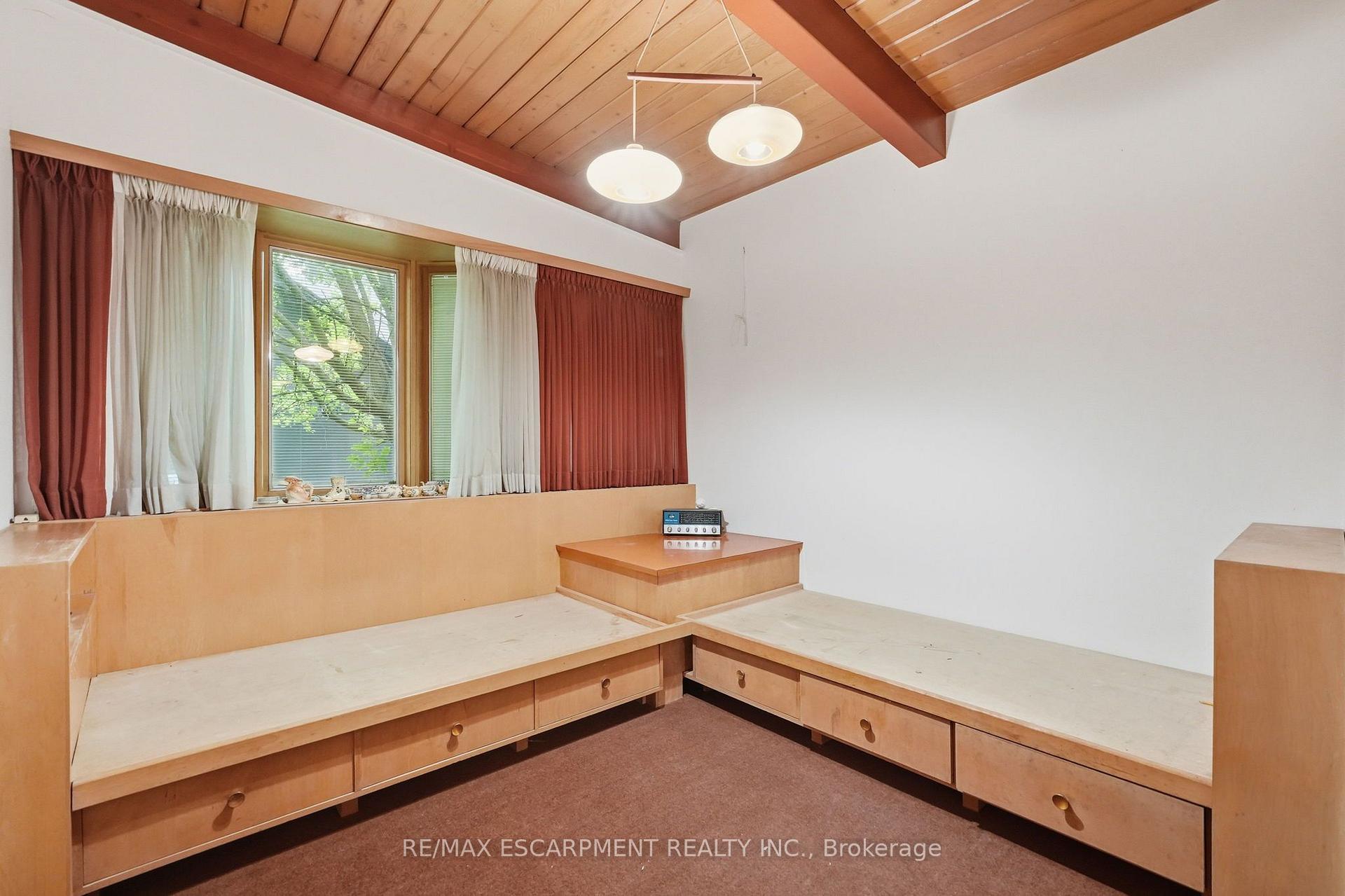 Photo 33 of 264 Mountain Brow Boulevard, Hamilton, Sherwood — HOMEH