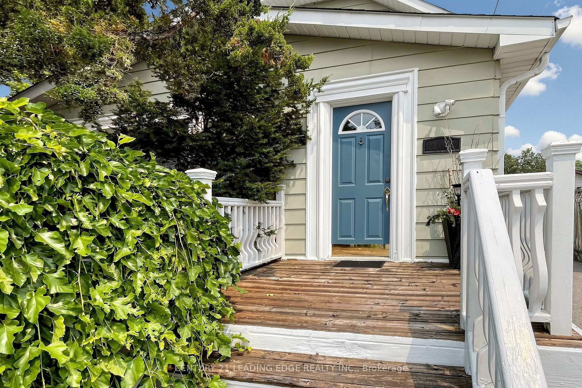 Photo 5 of 21043 Dalton Road, Georgina, Sutton & Jackson's Point — HOMEH