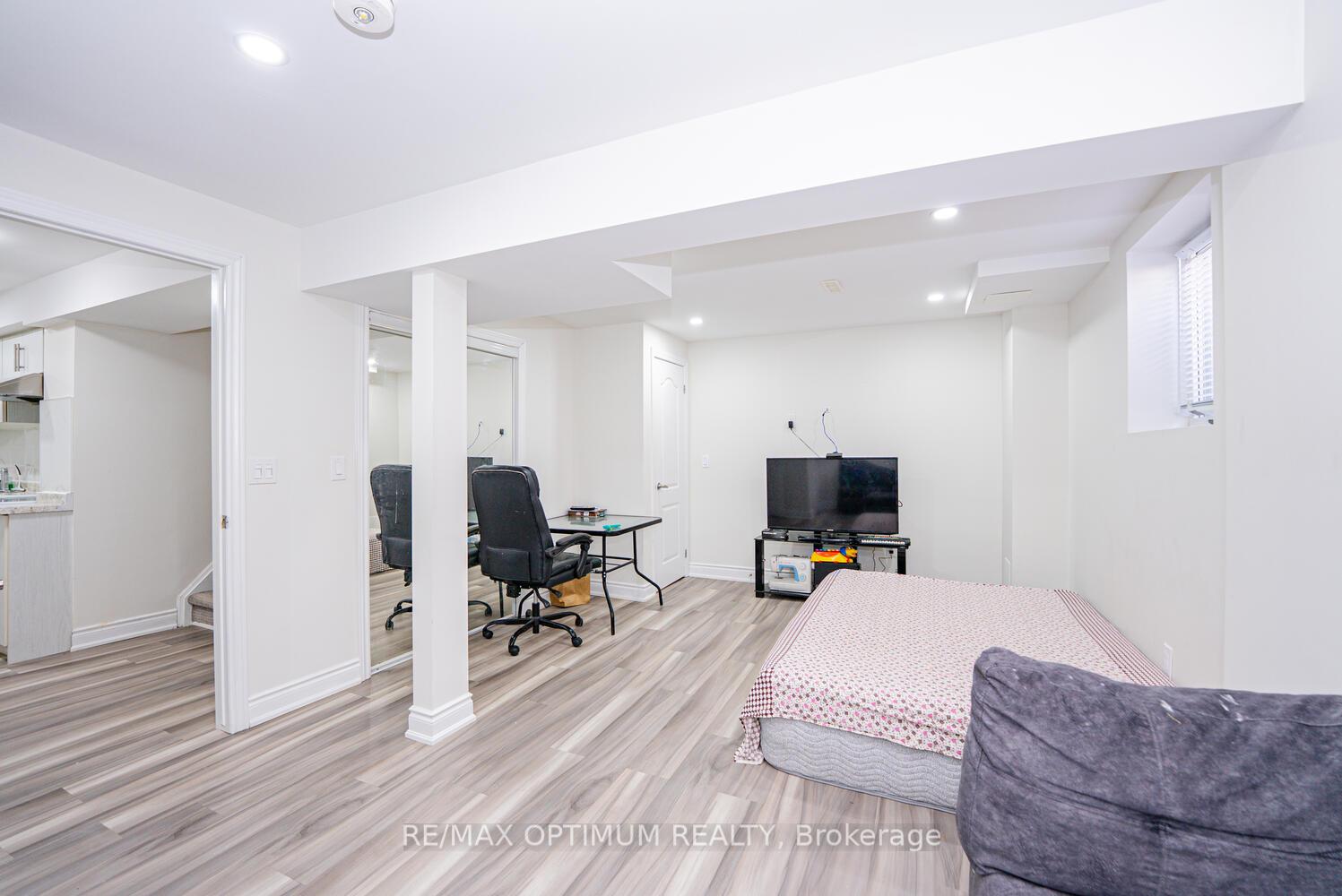 Photo 41 of 39 Divinity Circle, Brampton, Northwest Brampton — HOMEH