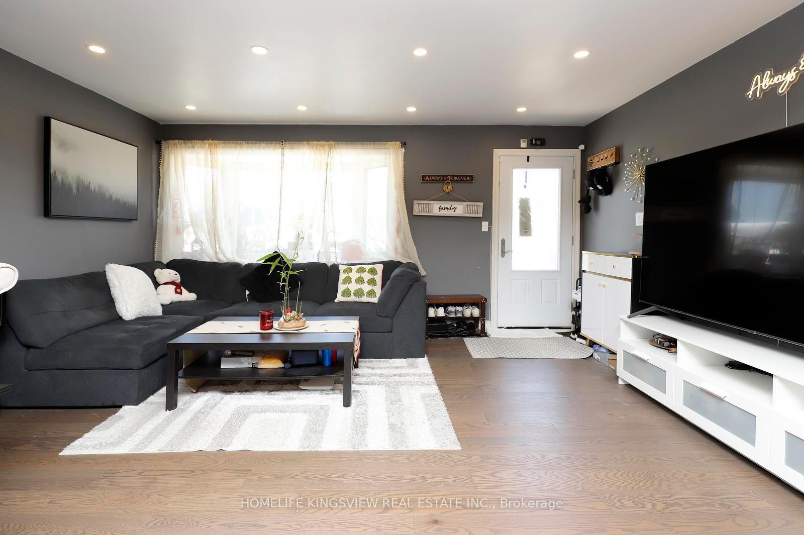 Photo 4 of 110 Longfield Road, Halton Hills, Acton — HOMEH
