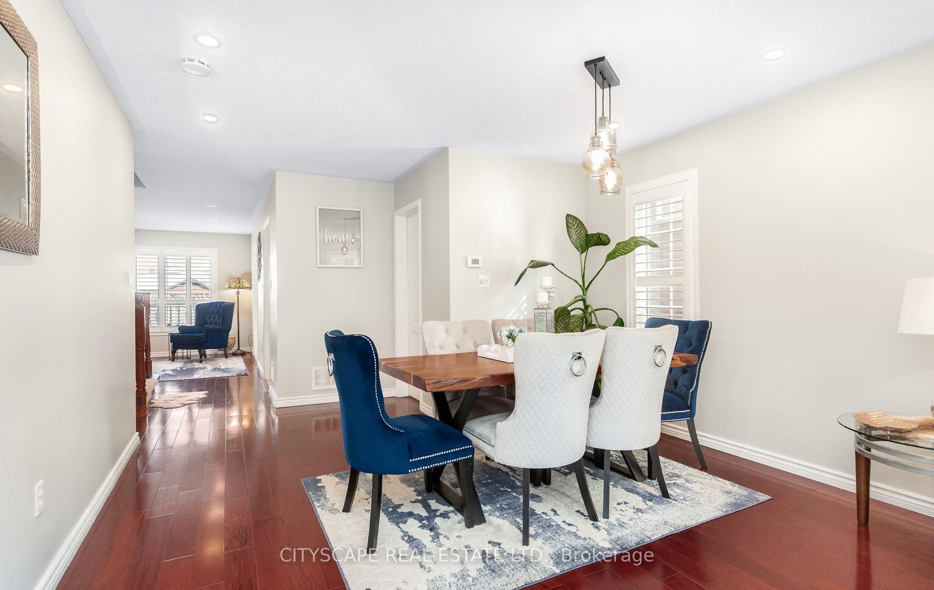 Photo 6 of 3324 Equestrian Crescent, Mississauga, Churchill Meadows — HOMEH