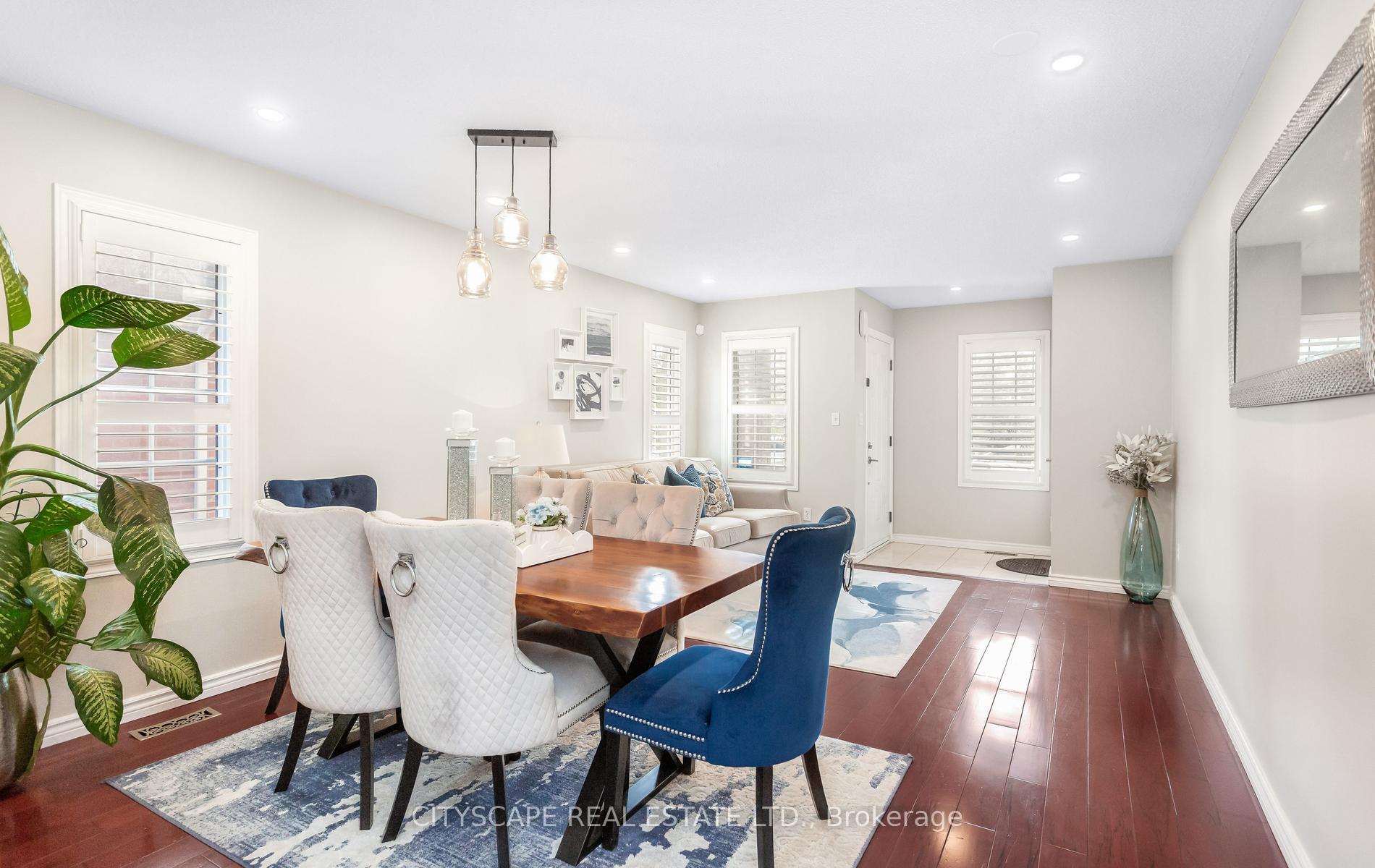 Photo 7 of 3324 Equestrian Crescent, Mississauga, Churchill Meadows — HOMEH