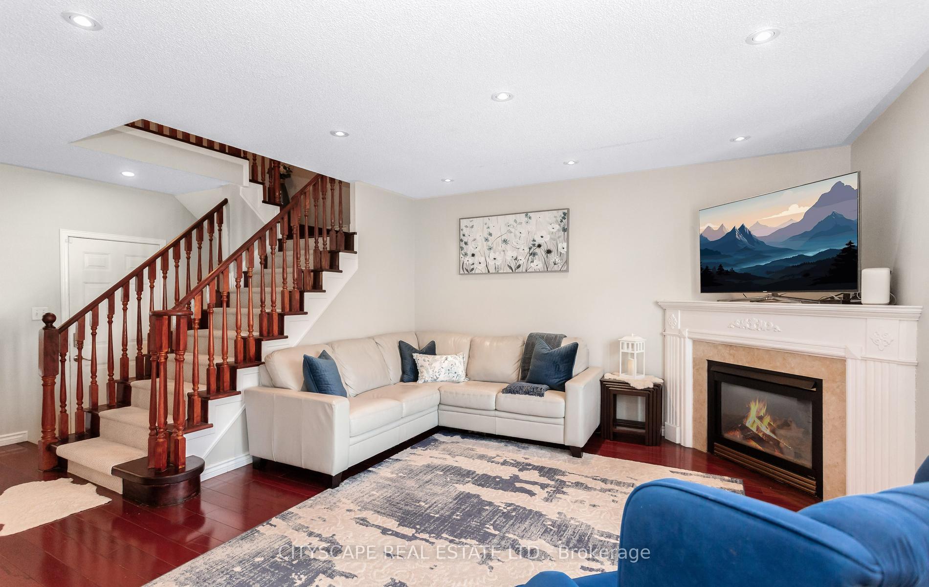 Photo 12 of 3324 Equestrian Crescent, Mississauga, Churchill Meadows — HOMEH
