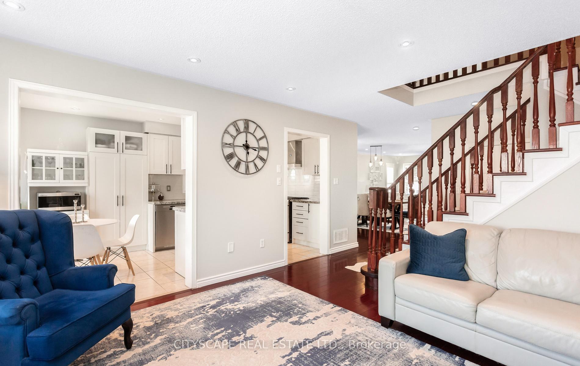 Photo 13 of 3324 Equestrian Crescent, Mississauga, Churchill Meadows — HOMEH