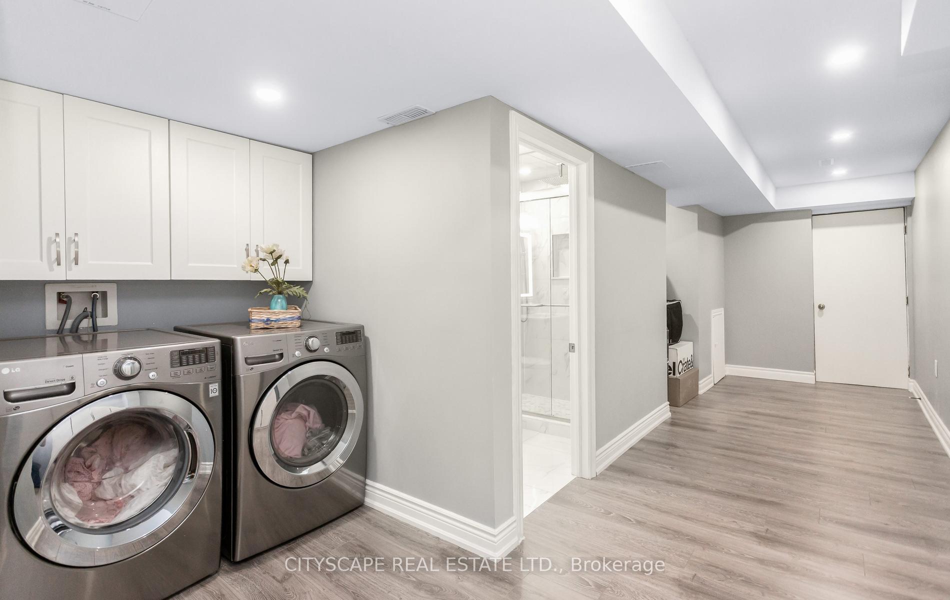 Photo 42 of 3324 Equestrian Crescent, Mississauga, Churchill Meadows — HOMEH