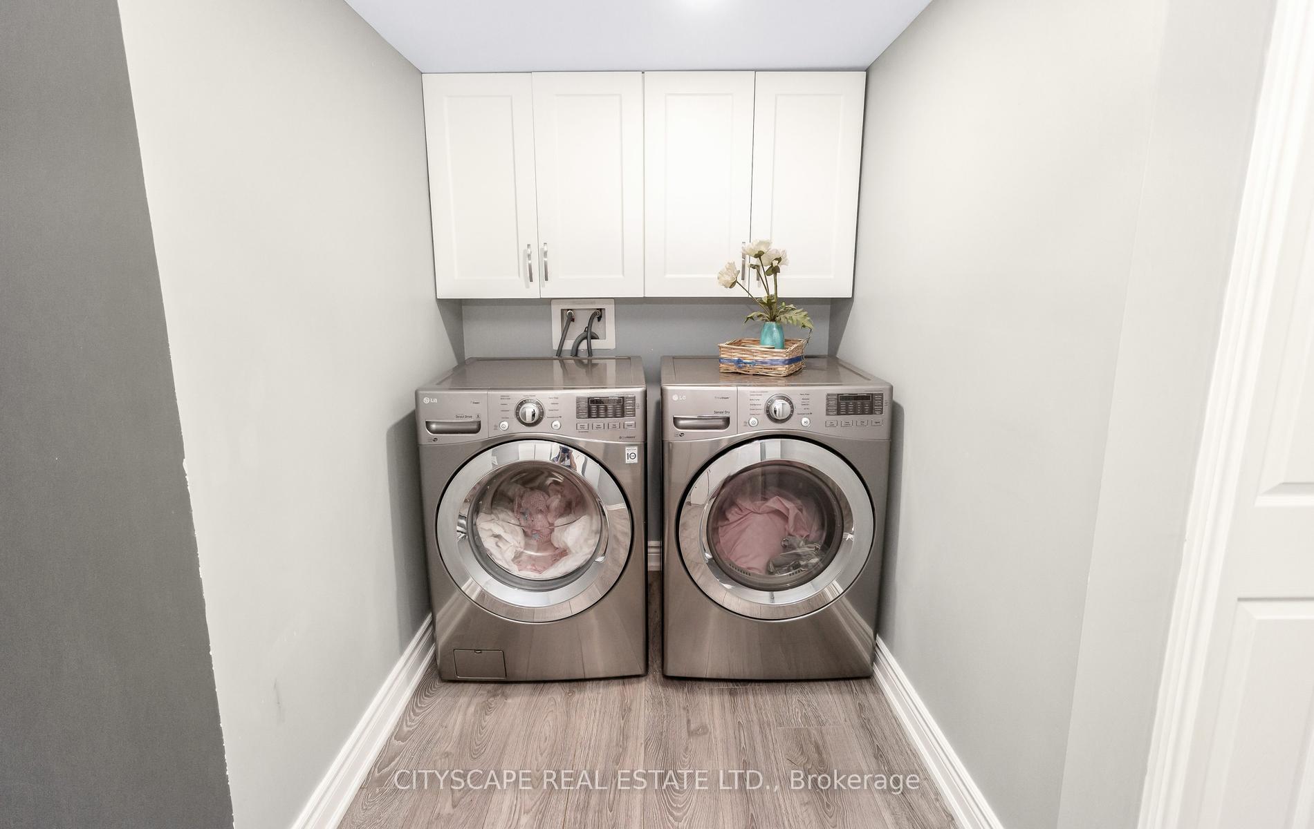 Photo 43 of 3324 Equestrian Crescent, Mississauga, Churchill Meadows — HOMEH
