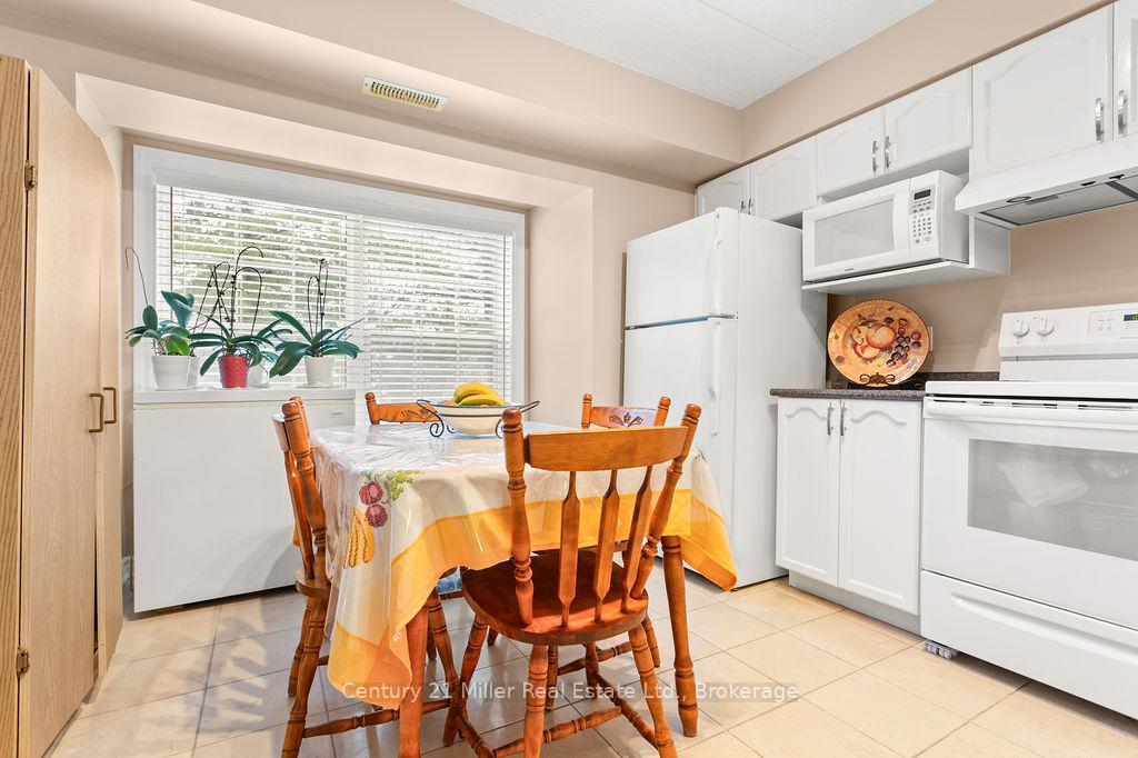 Photo 22 of Unit 111, 1450 Bishops Gate, Oakville, Glen Abbey — HOMEH
