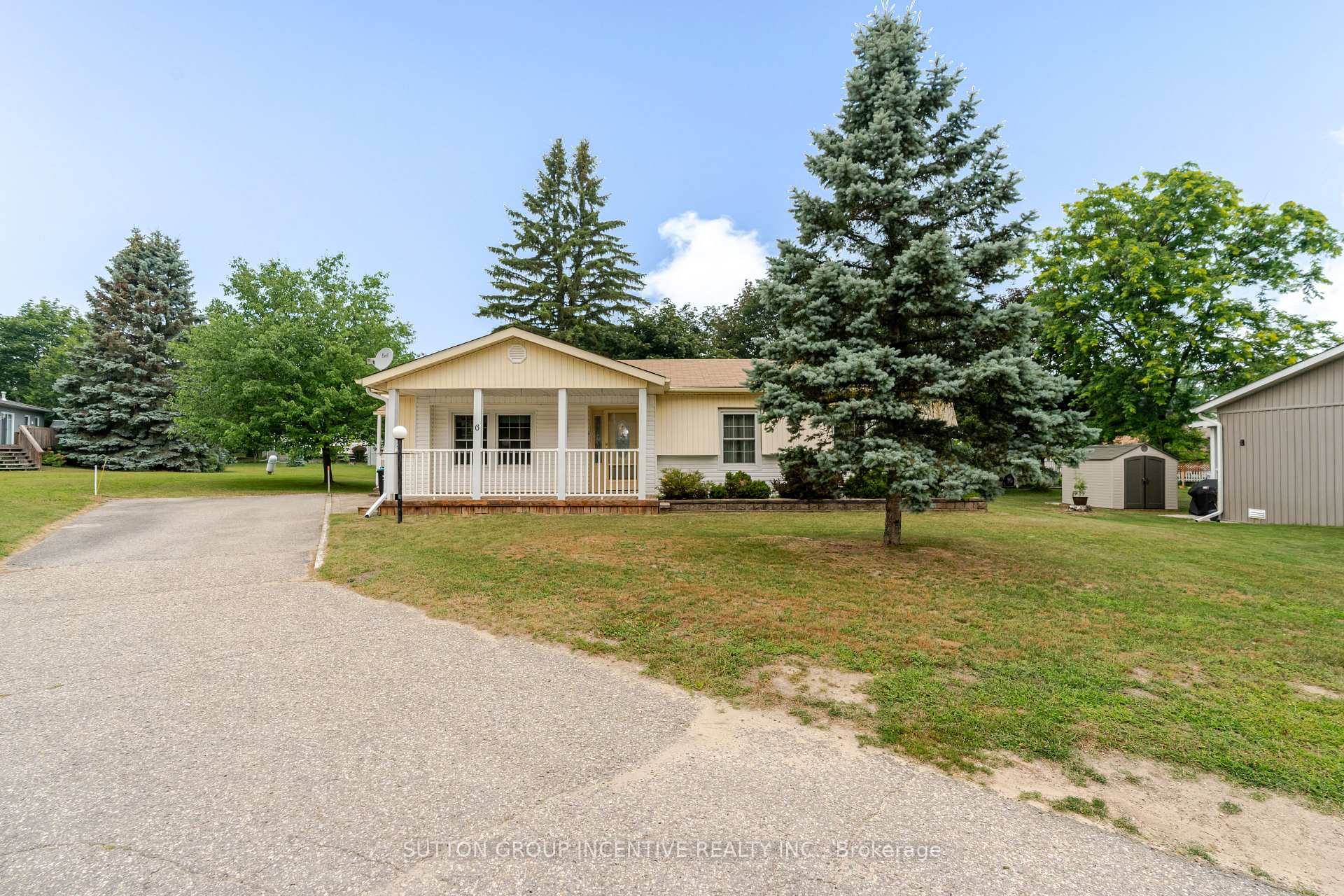 Photo 4 of 6 Willow Landing, Innisfil, Rural Innisfil — HOMEH